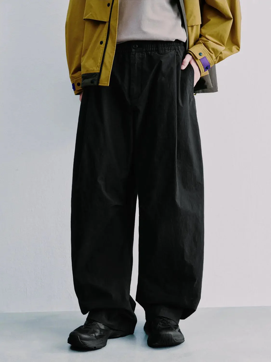 7742-pleated-barrel-leg-pants-9.webp Pleated Barrel Leg Pants