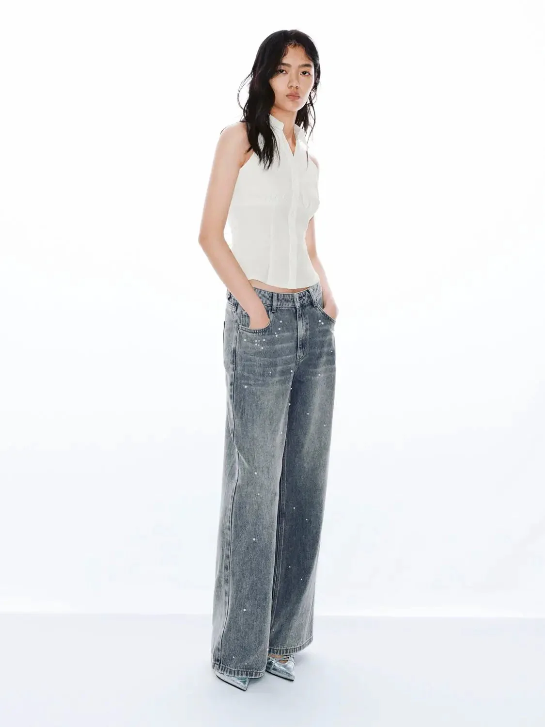 781-seamed-skinny-fit-sleeveless-shirts-with-slight-stretch-5.webp Seamed Skinny Fit Sleeveless Shirts With Slight Stretch