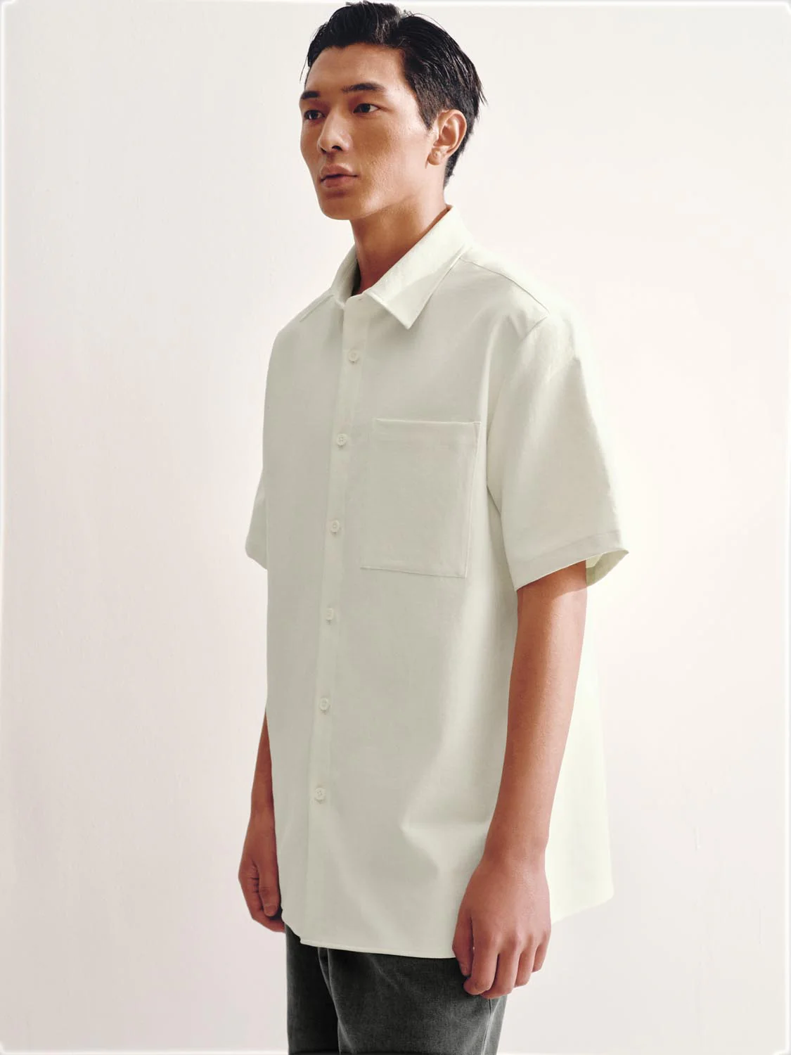 7818-patch-pocket-short-sleeve-shirts-2.webp Patch Pocket Short Sleeve Shirts