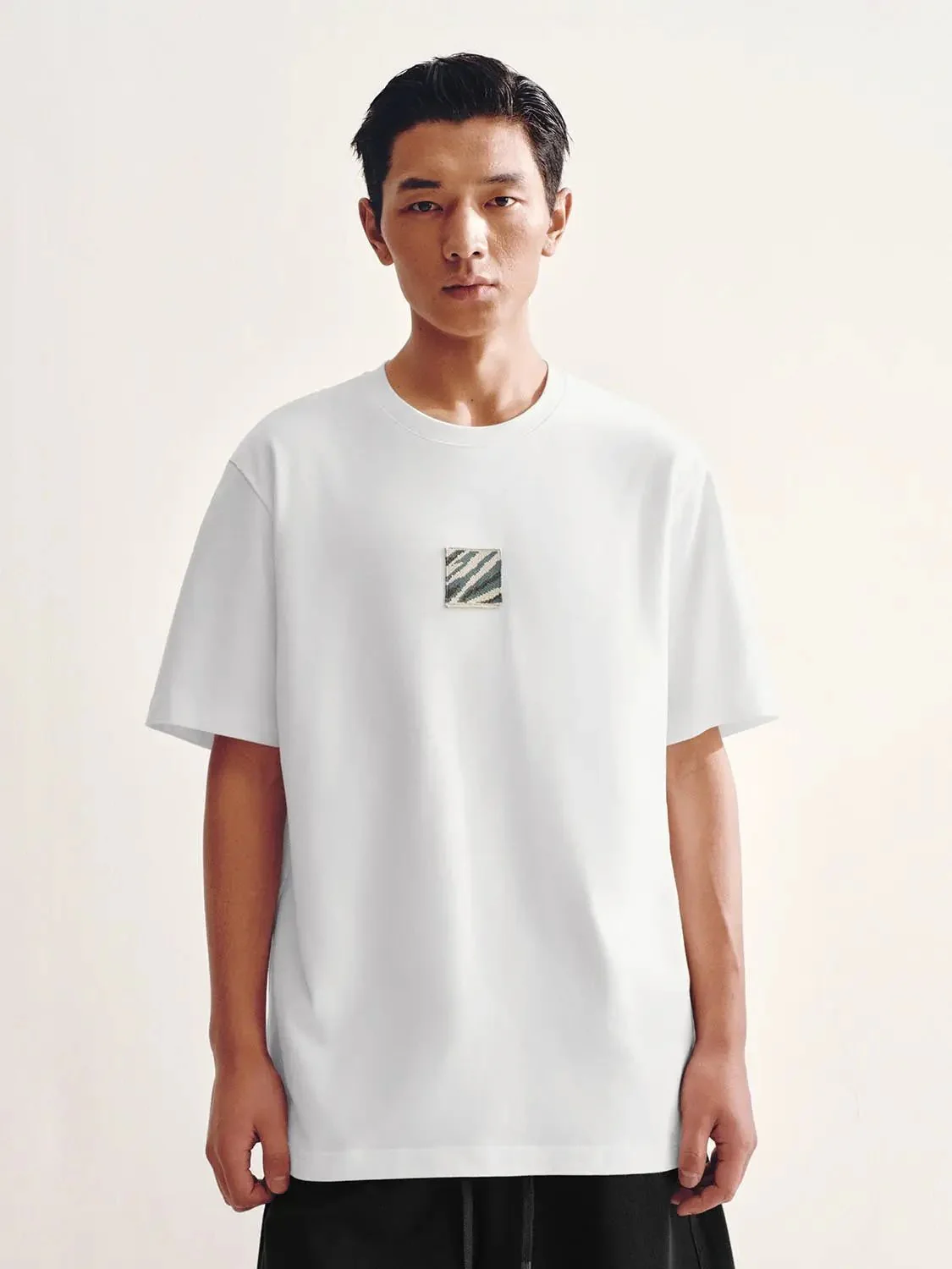 7842-embroidered-cotton-crew-neck-relaxed-fit-t-shirts-1.webp Embroidered Cotton Crew Neck Relaxed Fit T Shirts
