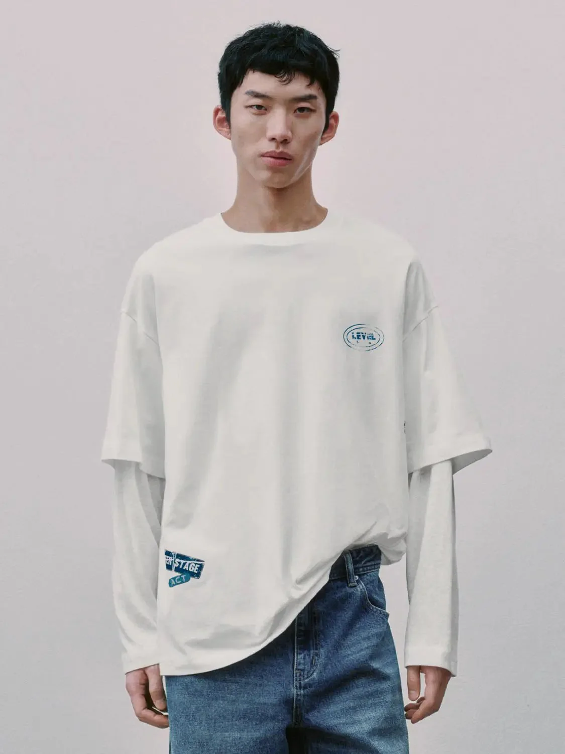 7859-cotton-graphic-print-chest-logo-crew-neck-t-shirt-9.webp Cotton Graphic Print Chest Logo Crew Neck T Shirt