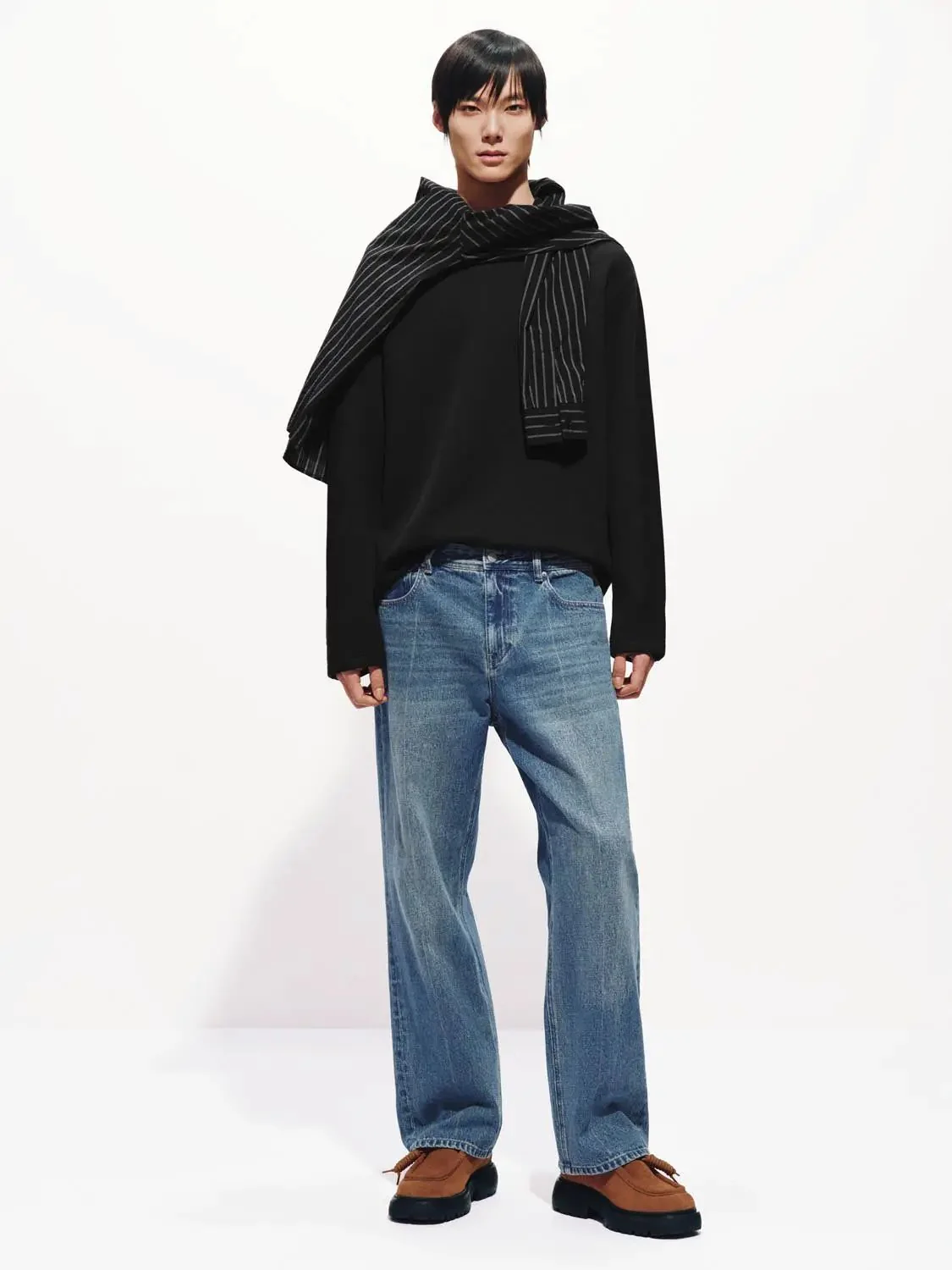 7868-elegant-cotton-blend-crew-neck-sweatshirts-12.webp Elegant Cotton Blend Crew Neck Sweatshirts