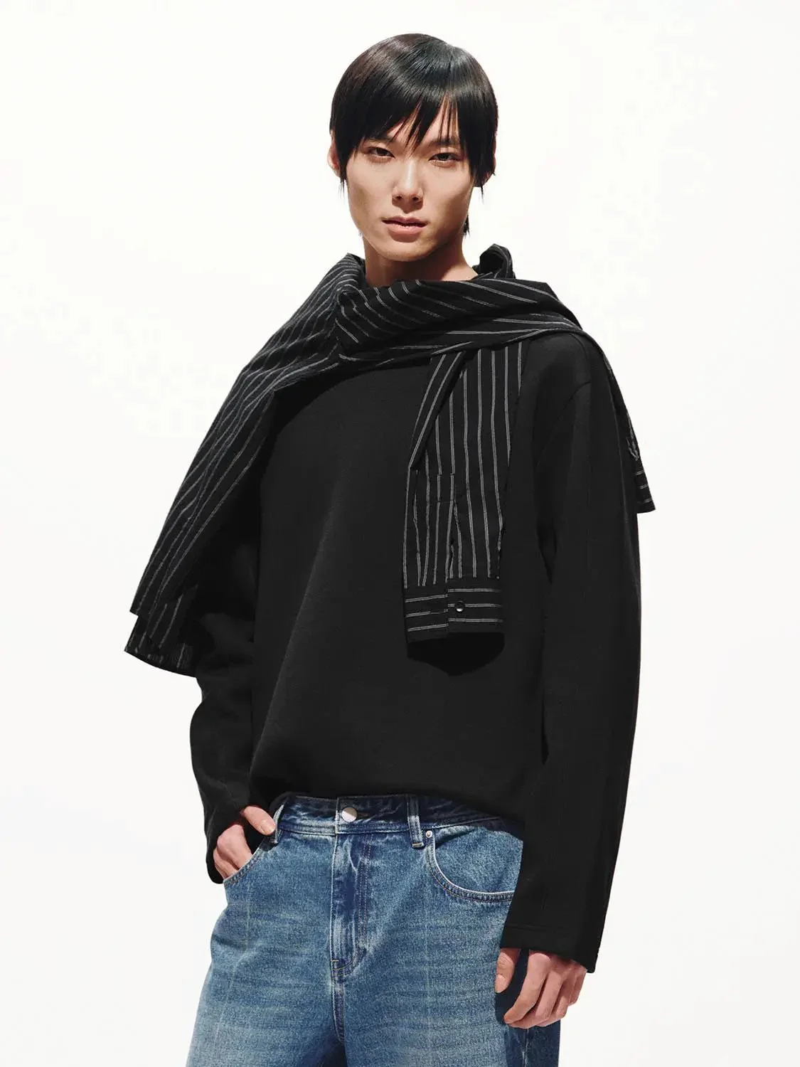7868-elegant-cotton-blend-crew-neck-sweatshirts-18.webp Elegant Cotton Blend Crew Neck Sweatshirts