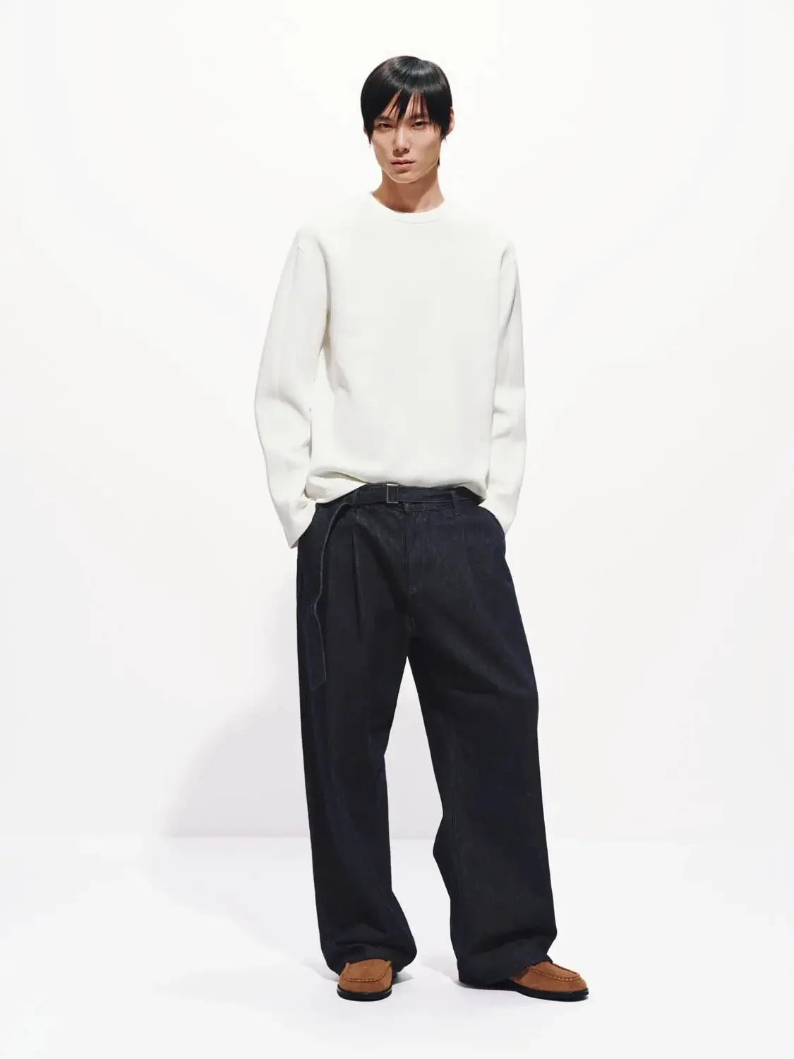 7868-elegant-cotton-blend-crew-neck-sweatshirts-4.webp Elegant Cotton Blend Crew Neck Sweatshirts
