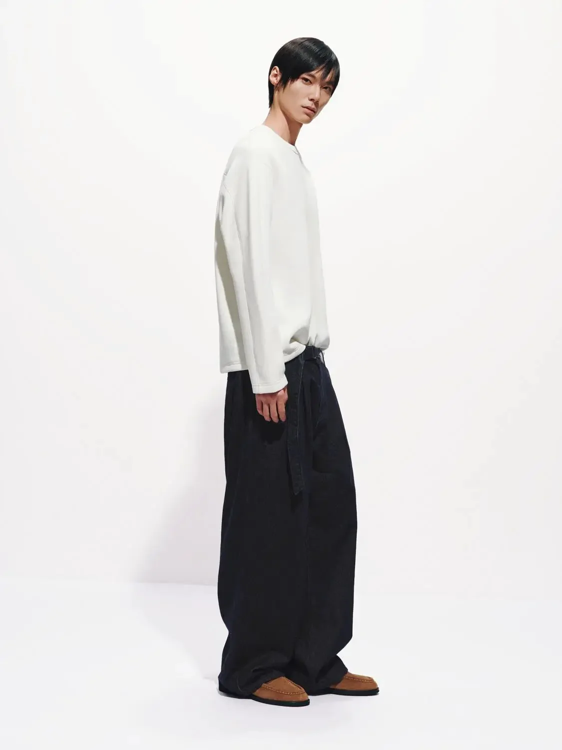 7868-elegant-cotton-blend-crew-neck-sweatshirts-5.webp Elegant Cotton Blend Crew Neck Sweatshirts