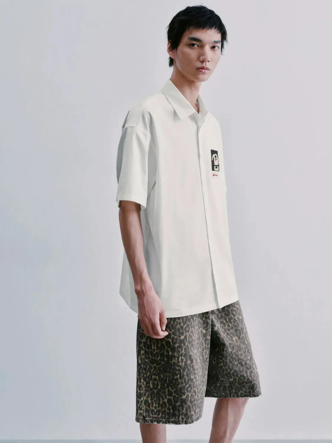 7914-printed-short-sleeve-shirts-2.webp Printed Short Sleeve Shirts