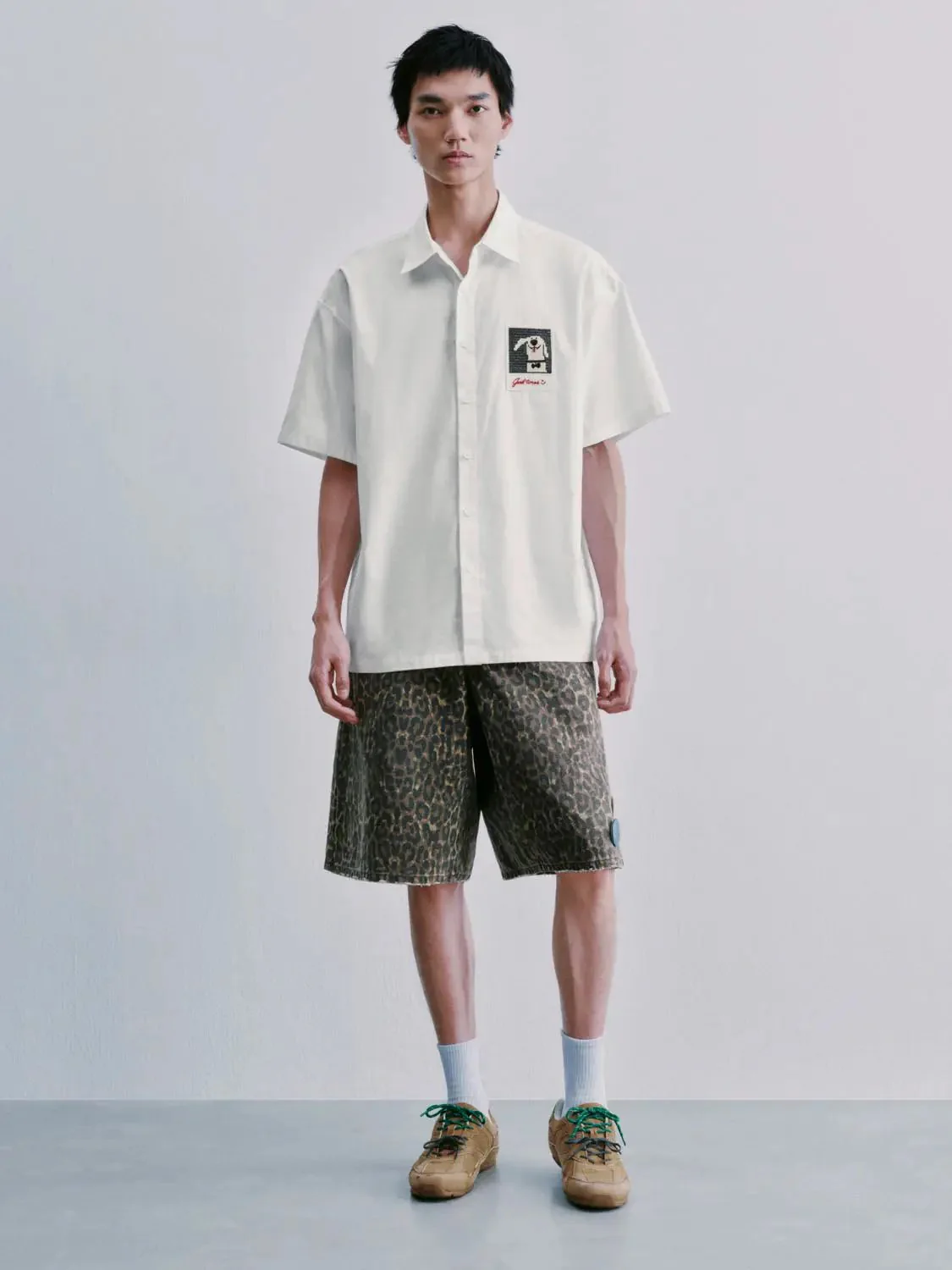 7914-printed-short-sleeve-shirts-4.webp Printed Short Sleeve Shirts