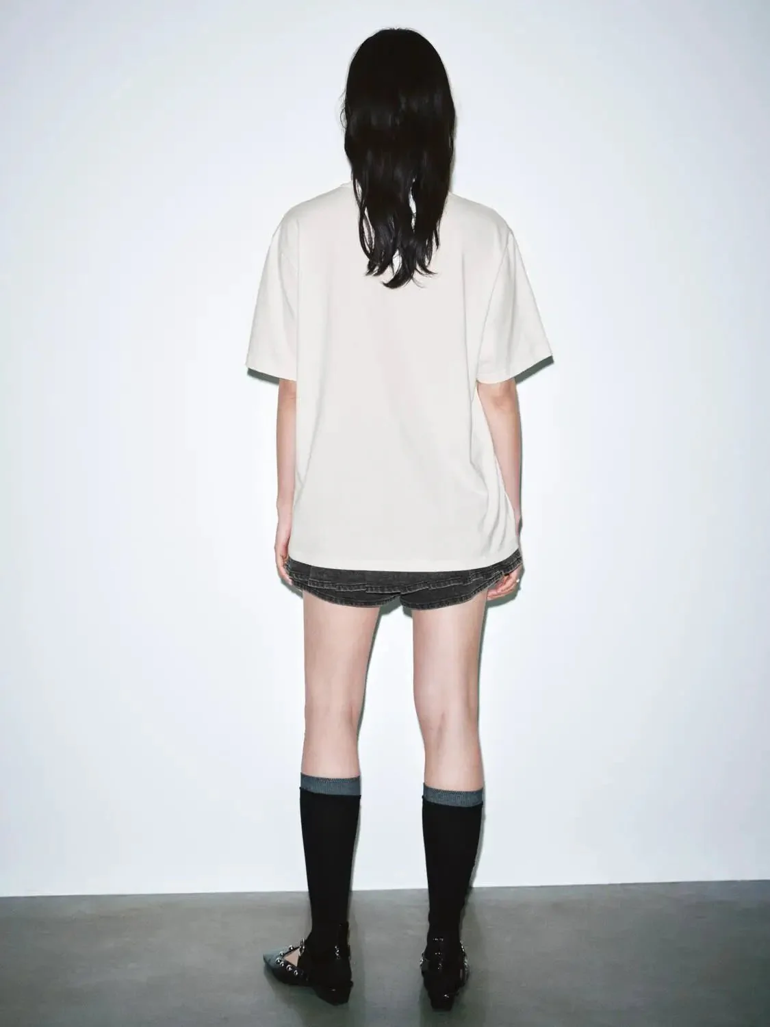 793-cotton-graphic-bear-print-oversized-t-shirts-6.webp Cotton Graphic Bear Print Oversized T-Shirts