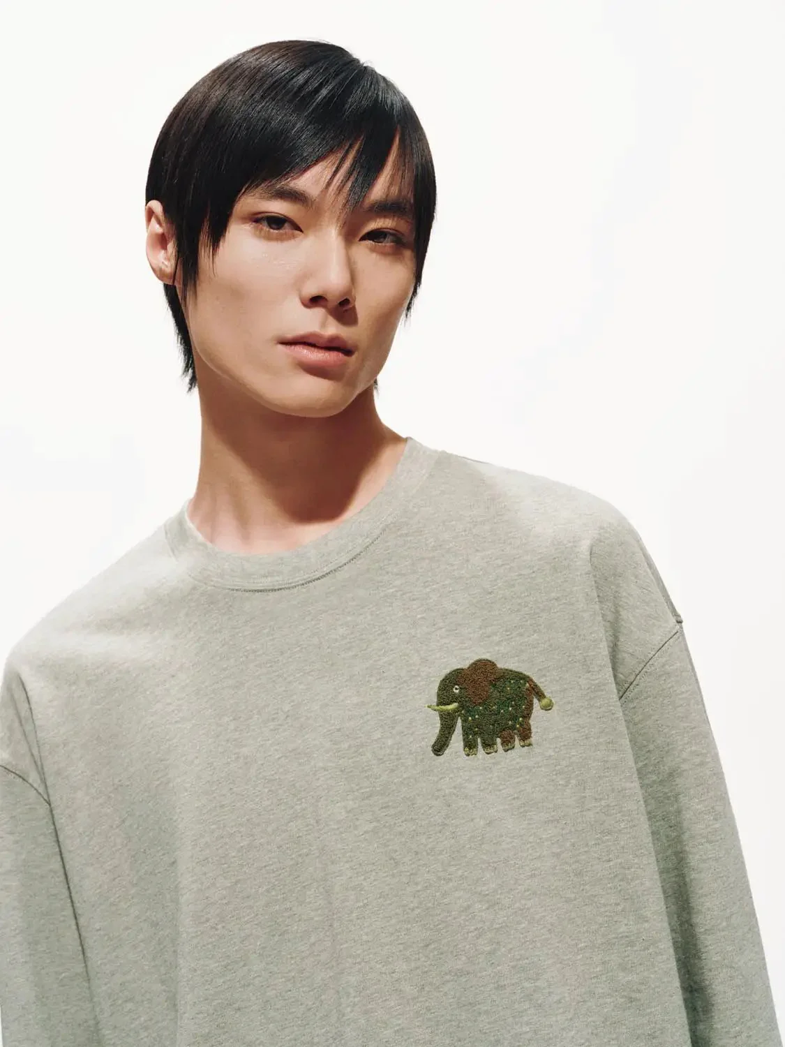 7945-embroidered-elephant-cotton-long-sleeve-t-shirt-3.webp Embroidered Elephant Cotton Long Sleeve T Shirt