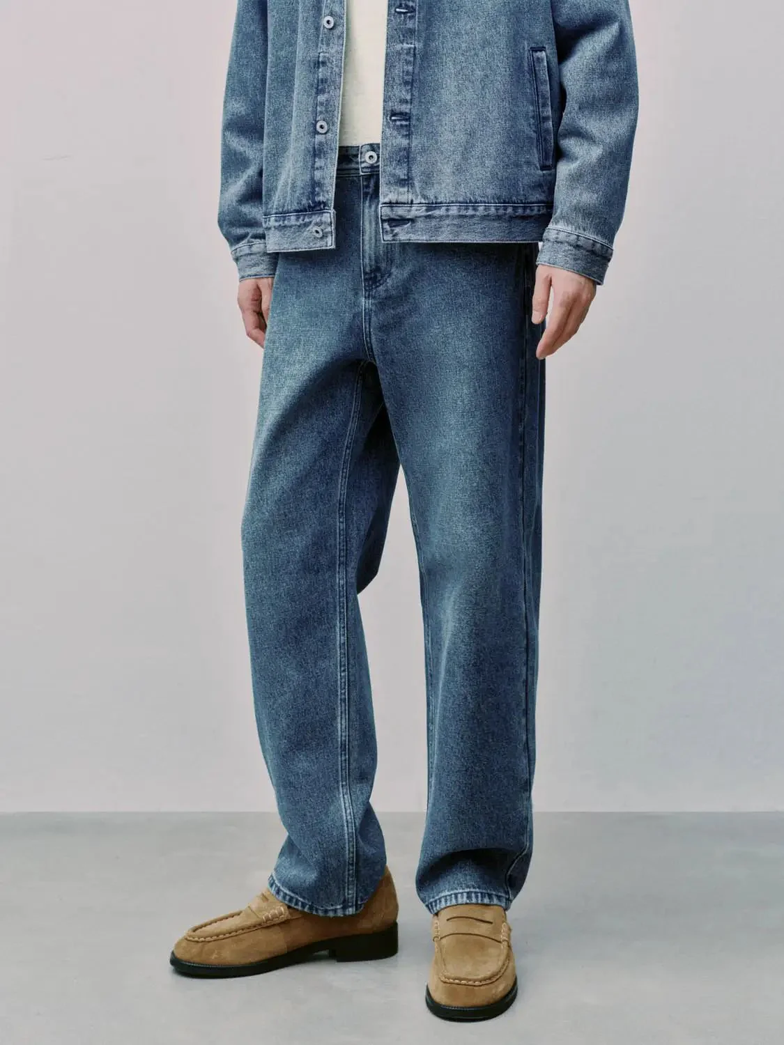 7951-washed-straight-leg-jeans-3.webp Washed Straight Leg Jeans