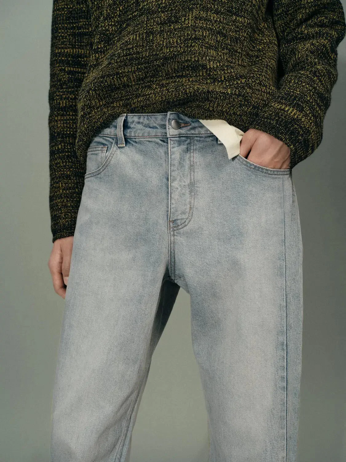 8000-washed-straight-leg-jeans-7.webp Washed Straight Leg Jeans
