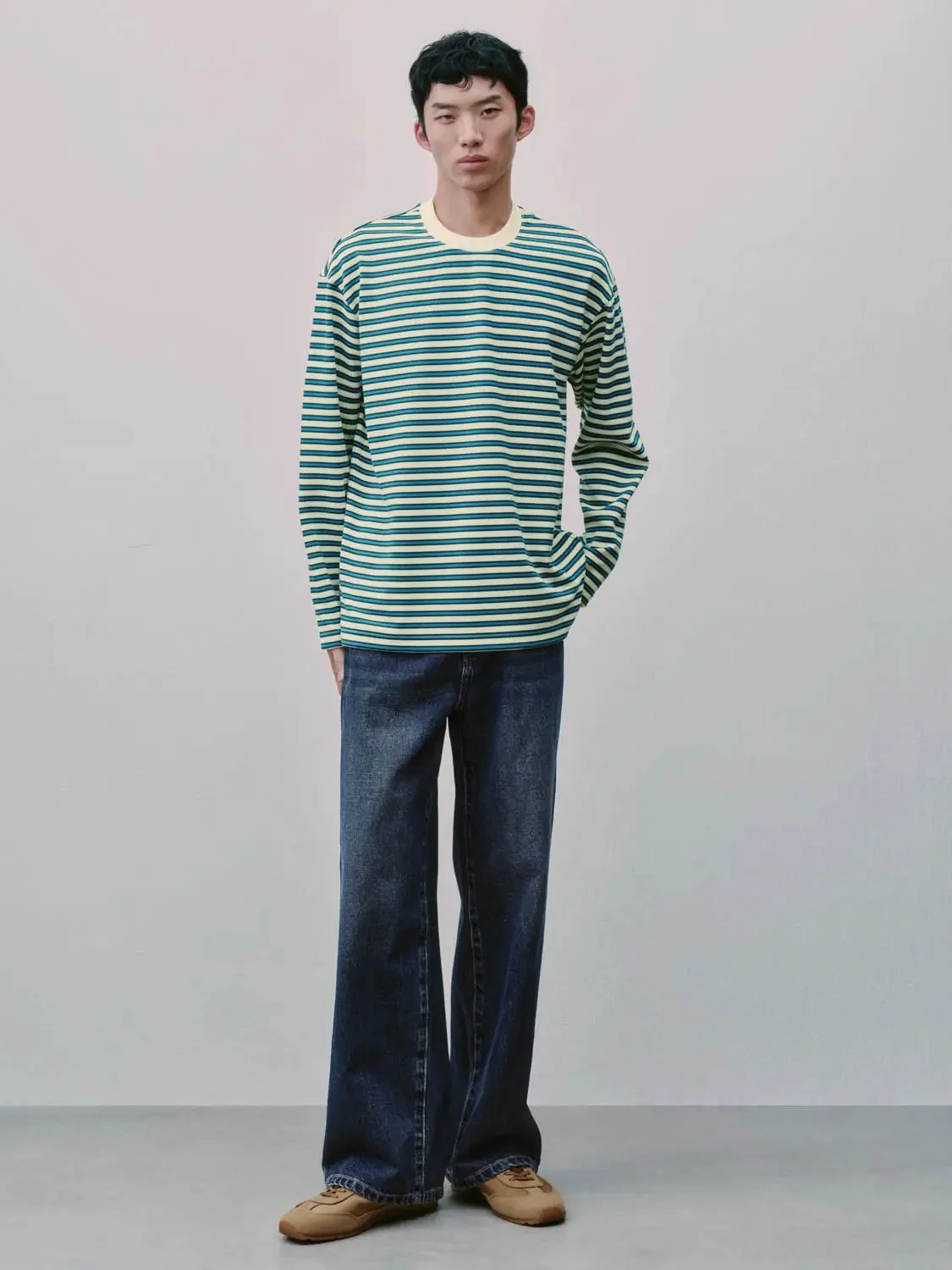 8006-washed-straight-leg-jeans-5.webp Washed Straight Leg Jeans