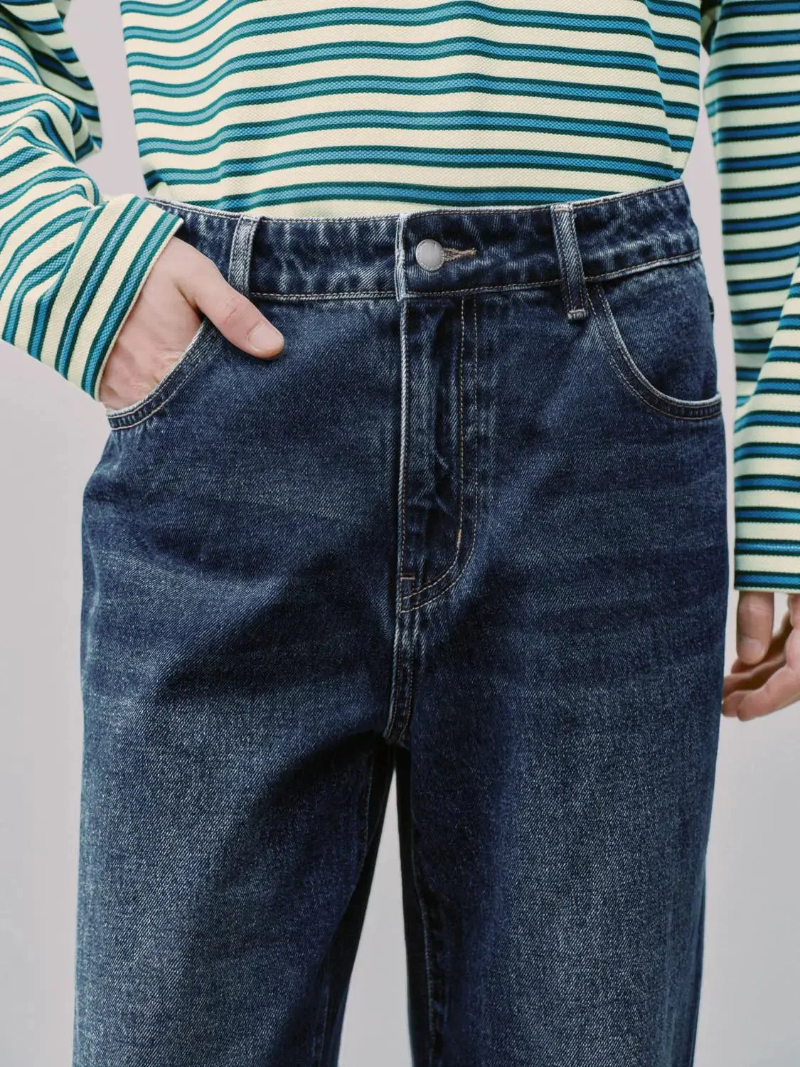 8006-washed-straight-leg-jeans-6.webp Washed Straight Leg Jeans