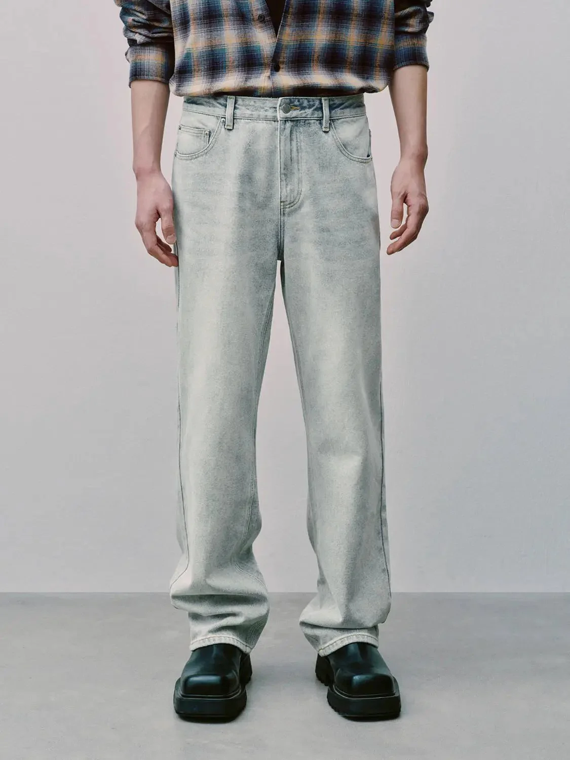 8012-washed-straight-leg-jeans-1.webp Washed Straight Leg Jeans