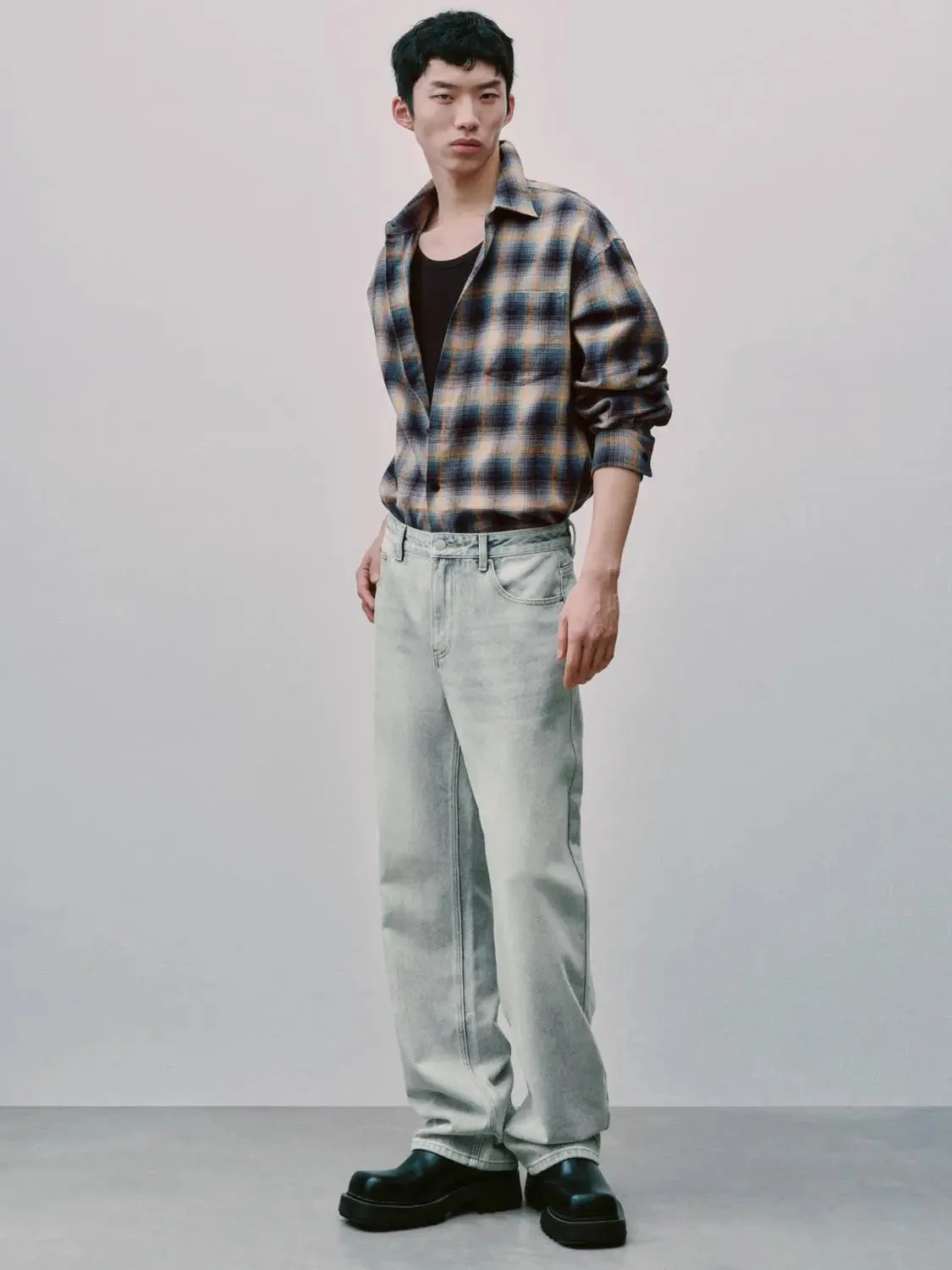 8012-washed-straight-leg-jeans-5.webp Washed Straight Leg Jeans