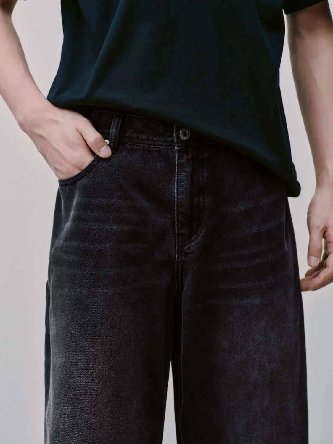 8018-washed-barrel-leg-jeans-6.webp Washed Barrel Leg Jeans
