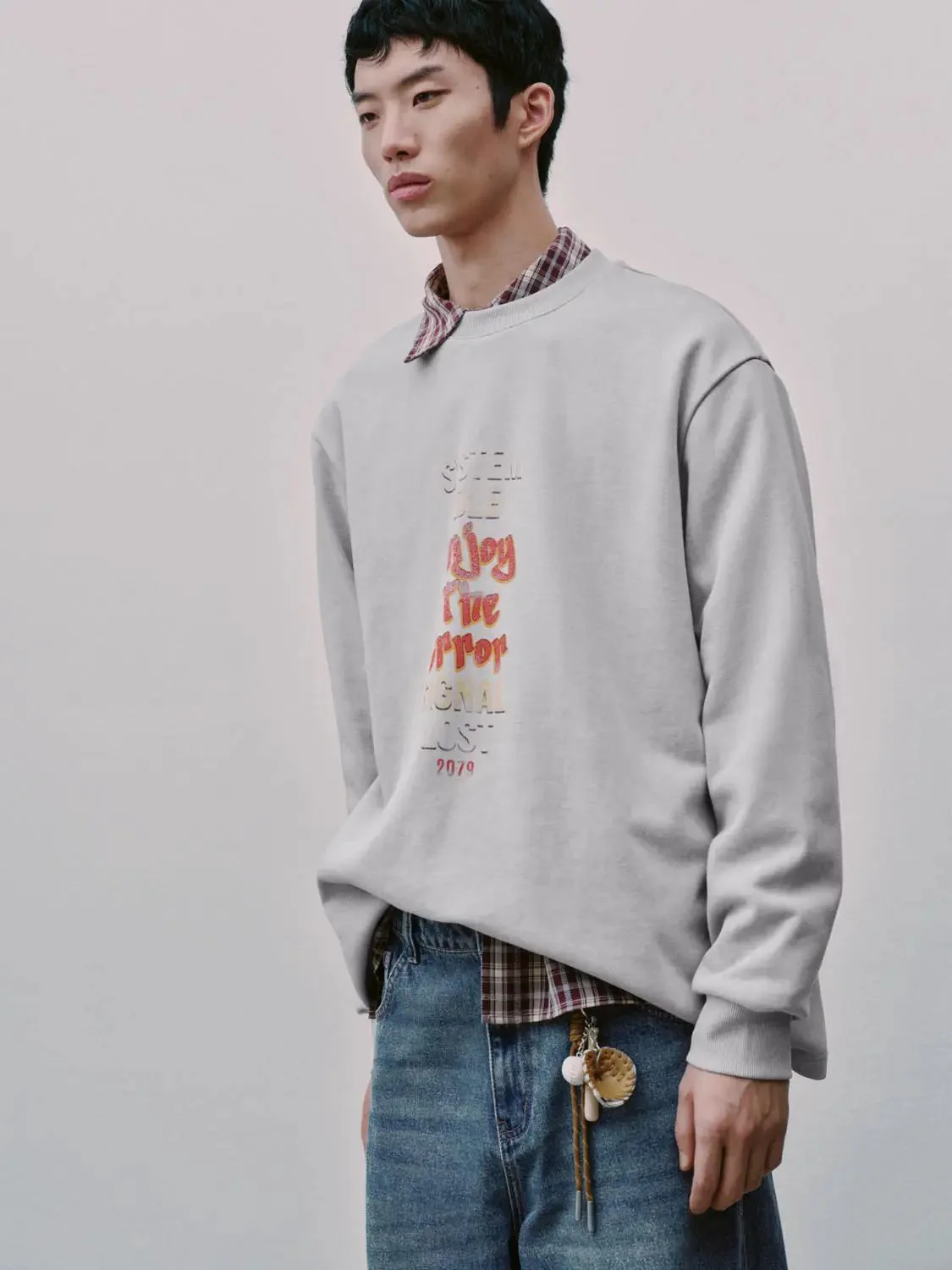 8082-cotton-blend-contrast-printed-crew-neck-sweatshirts-2.webp Cotton Blend Contrast Printed Crew Neck Sweatshirts