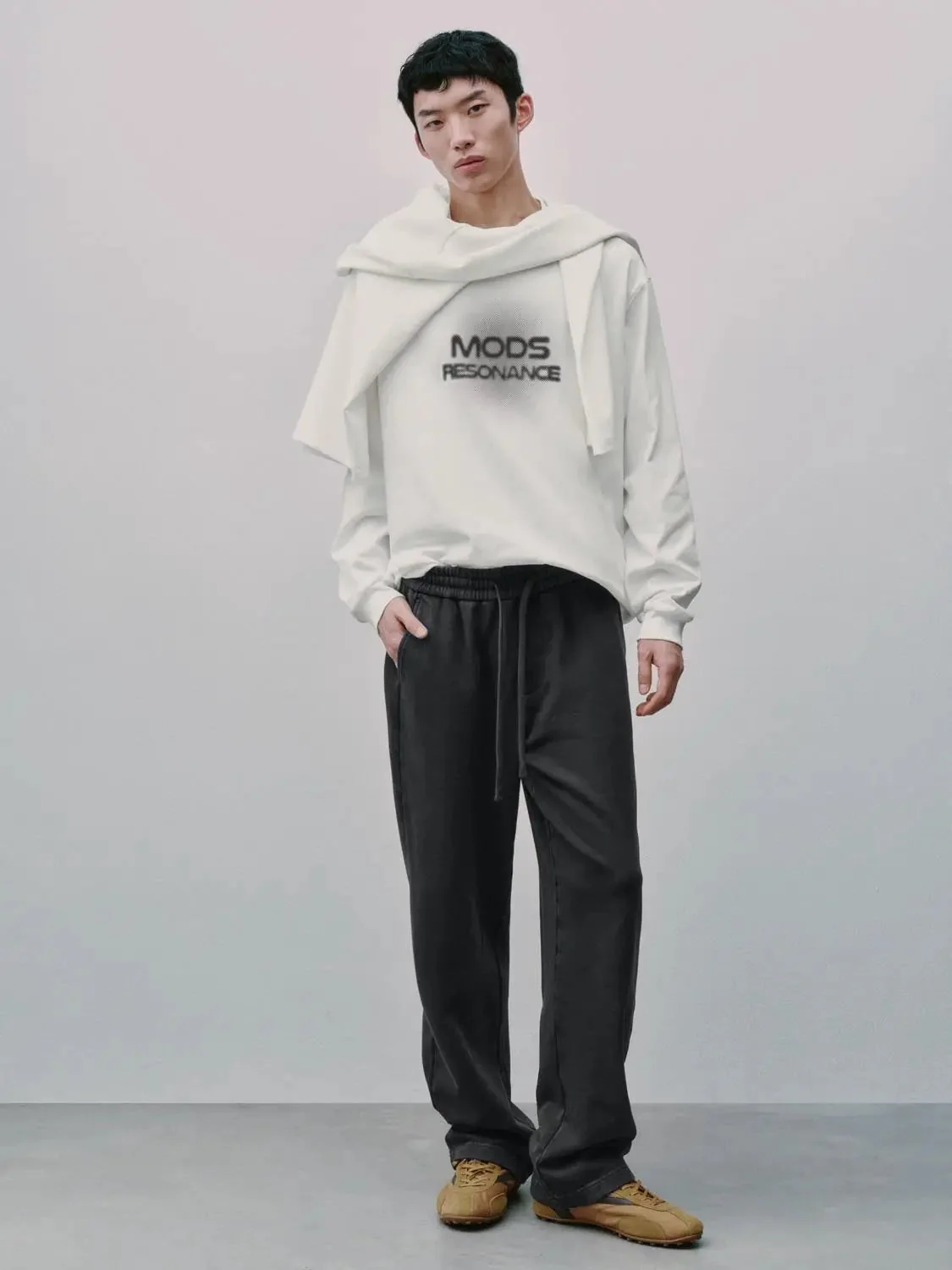 8088-mods-resonance-cotton-printed-long-sleeve-t-shirt-4.webp Mods Resonance Cotton Printed Long Sleeve T Shirt