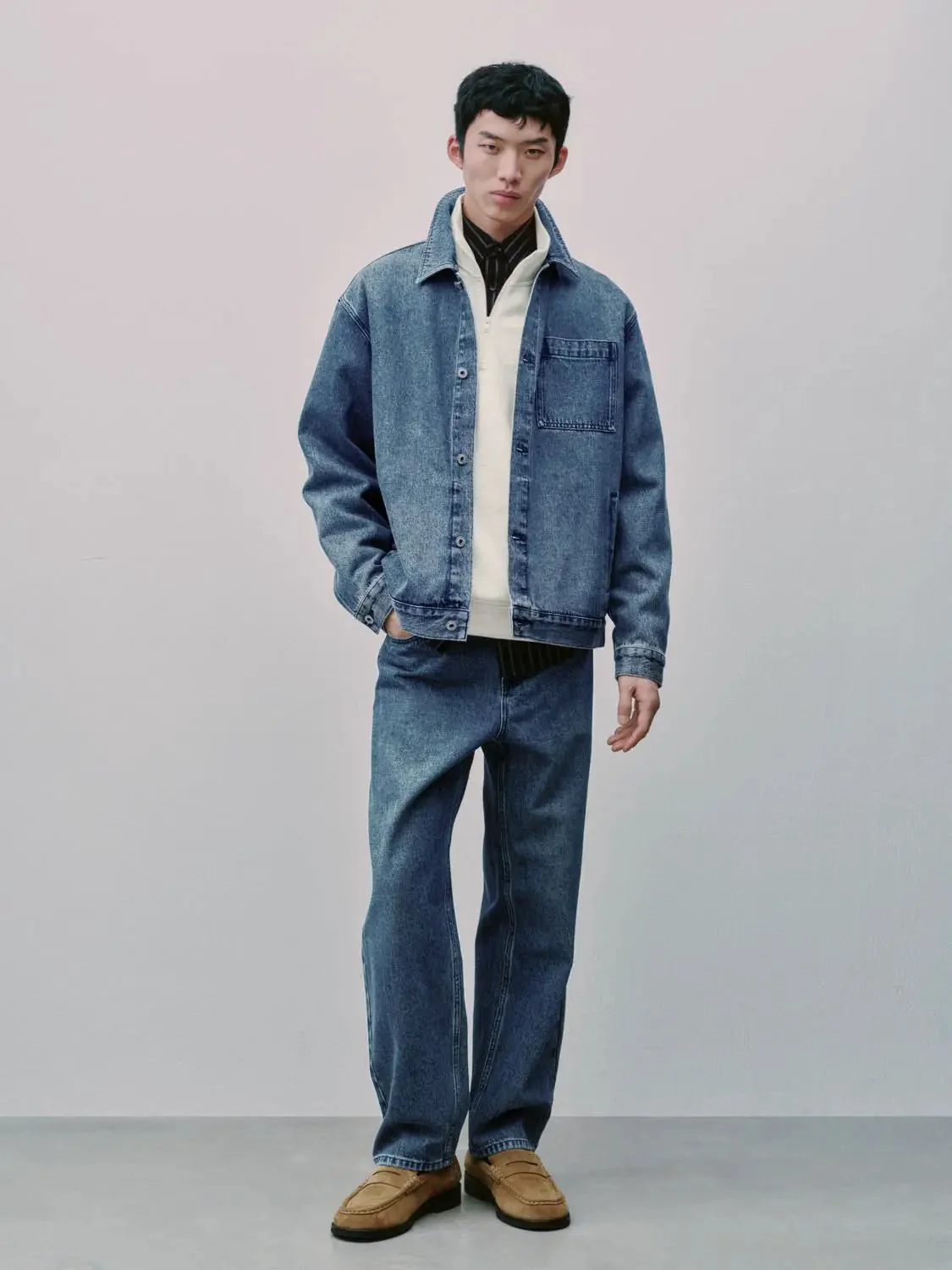 8113-patch-pocket-denim-jackets-4.webp Patch Pocket Denim Jackets