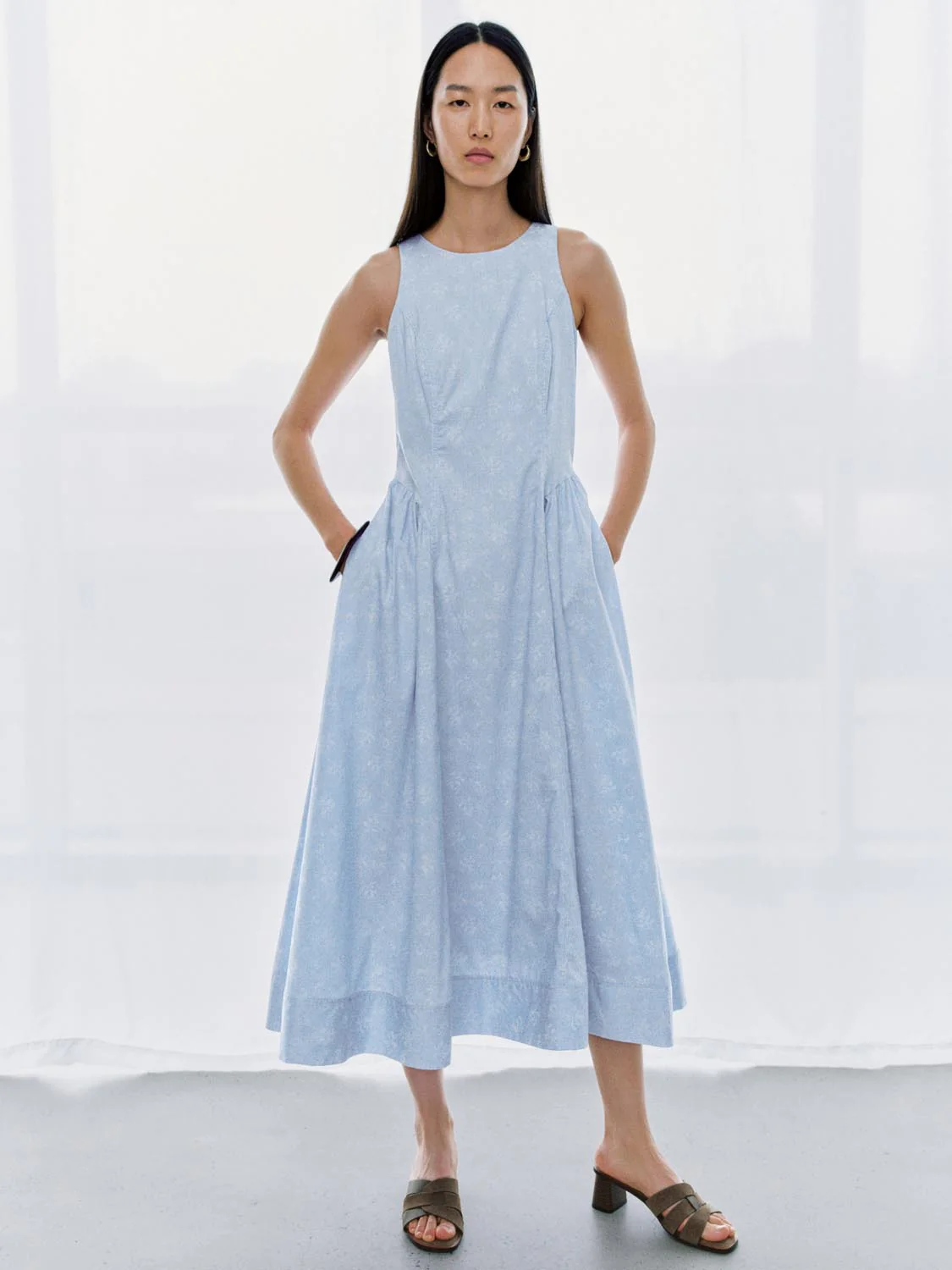 82-cotton-print-striped-sleeveless-a-line-midi-dress-4.webp Cotton Print Striped Sleeveless A Line Midi Dress