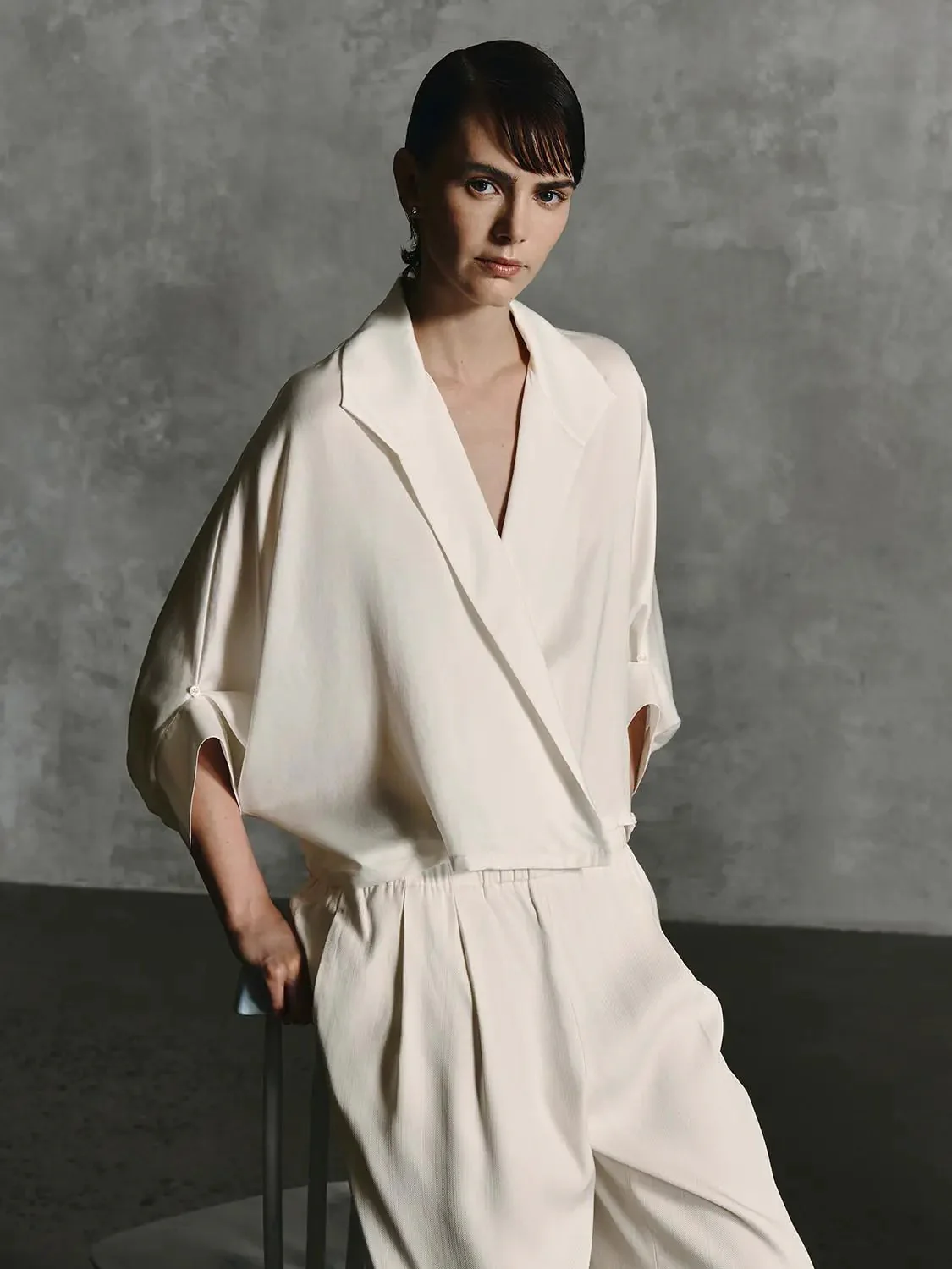 8269-cupro-lyocell-linen-blend-thin-stretch-wrap-blouses-1.webp Cupro Lyocell Linen Blend Thin Stretch Wrap Blouses
