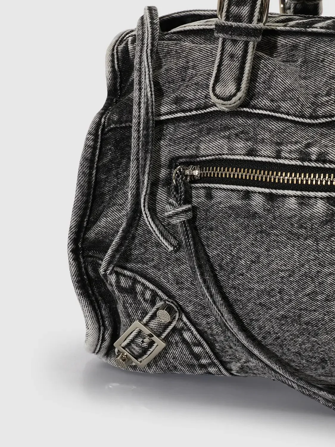 8280-distressed-denim-with-metal-hardware-shoulder-bags-5.webp Distressed Denim With Metal Hardware Shoulder Bags