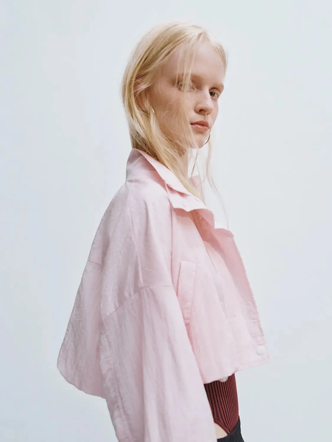 8310-cropped-thin-jackets-5.webp Cropped Thin Jackets