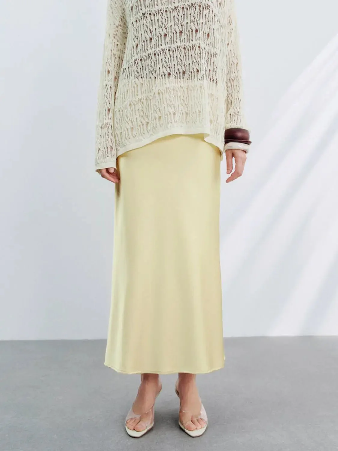 8398-cream-satin-style-fishtail-slip-maxi-skirt-22.webp Cream Satin-Style Fishtail Slip Maxi Skirt