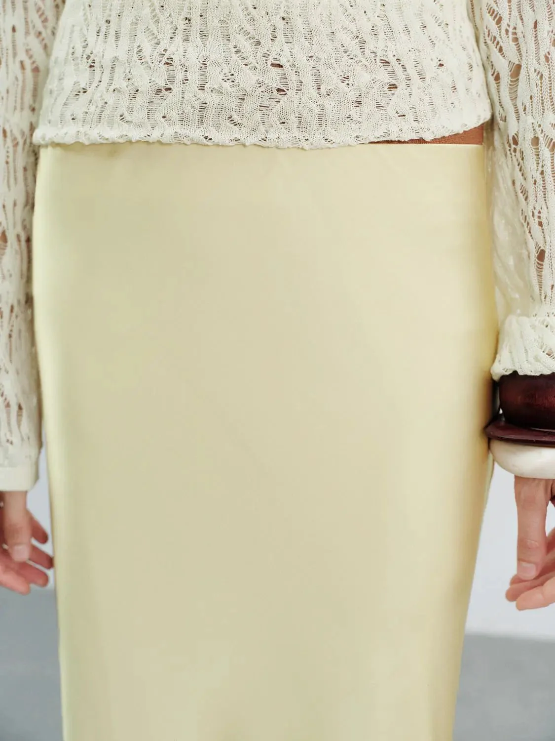 8398-cream-satin-style-fishtail-slip-maxi-skirt-5.webp Cream Satin-Style Fishtail Slip Maxi Skirt