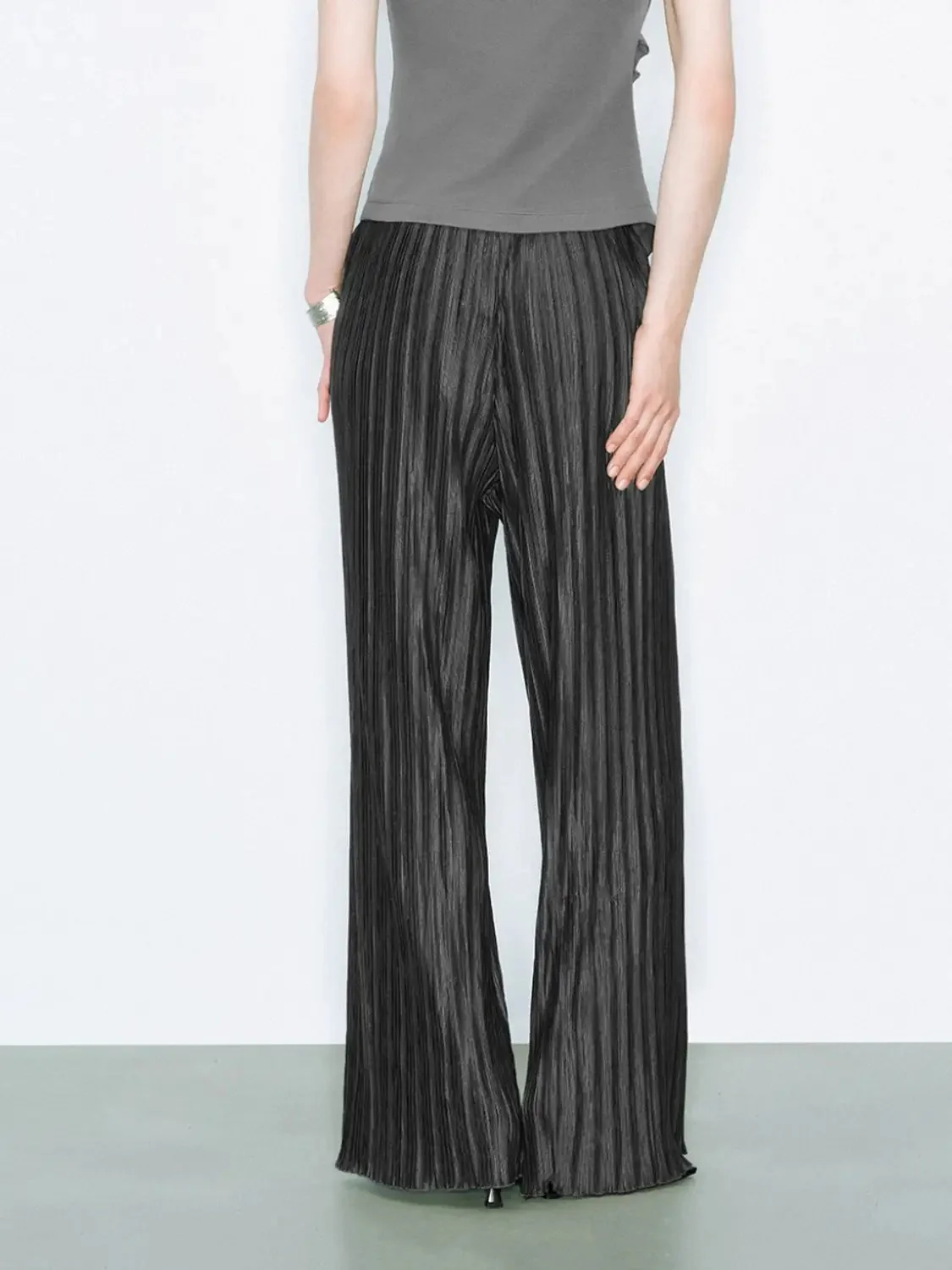 8423-wide-leg-pants-3.webp Wide-Leg Pants