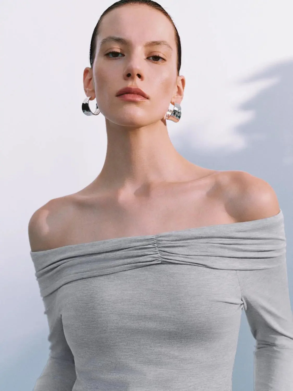 8476-modal-blend-off-shoulder-ruched-long-sleeve-top-3.webp Modal Blend Off Shoulder Ruched Long Sleeve Top