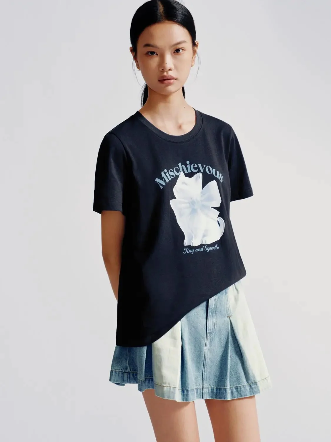 Graphic Mischievous Cat Design Soft Everyday T-Shirts