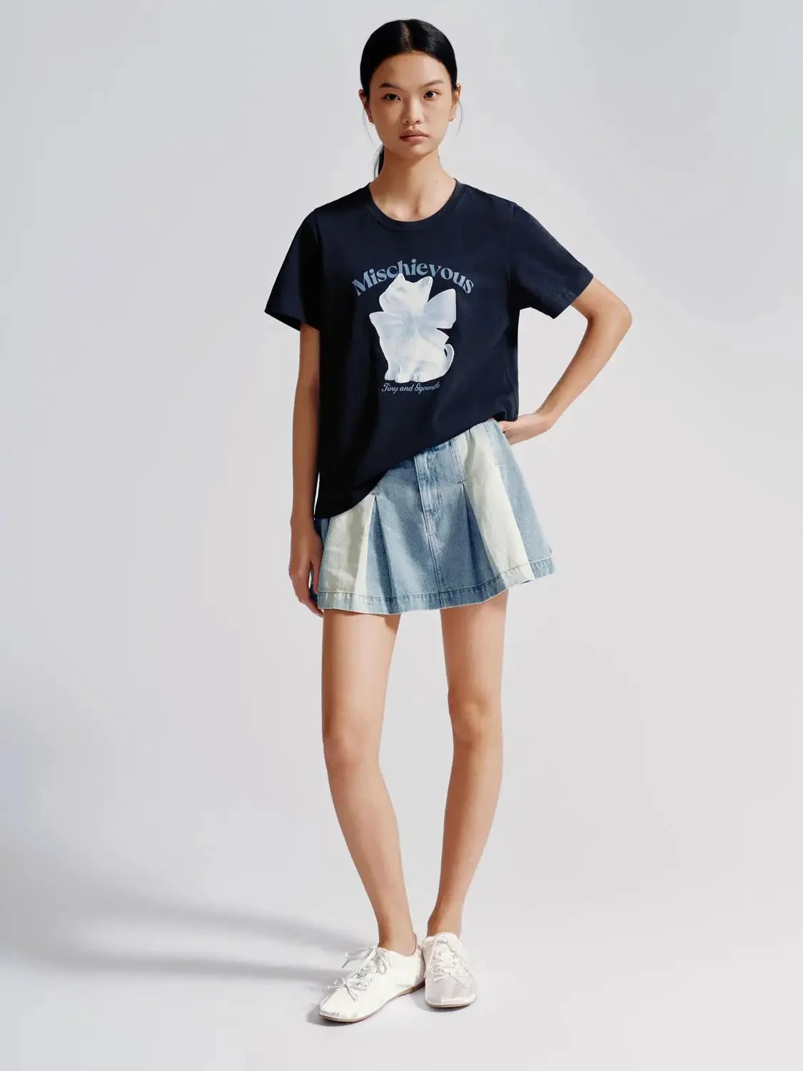 Graphic Mischievous Cat Design Soft Everyday T-Shirts