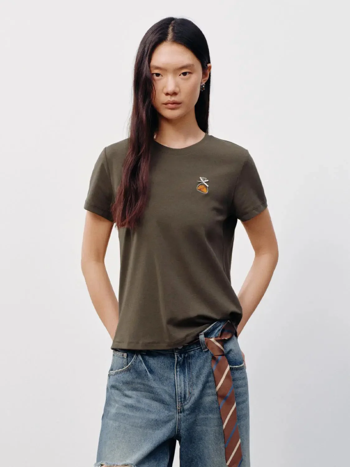 8568-cotton-embroidered-fruit-patch-t-shirts-9.webp Cotton Embroidered Fruit Patch T-Shirts