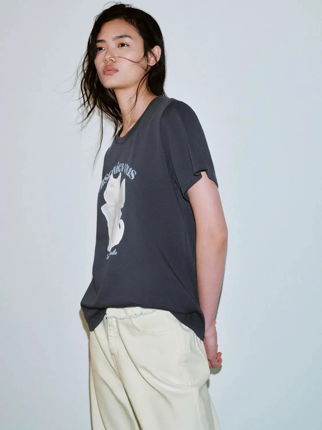 8642-graphic-relaxed-fit-crew-neck-t-shirts-2.webp Graphic Relaxed Fit Crew Neck T-Shirts