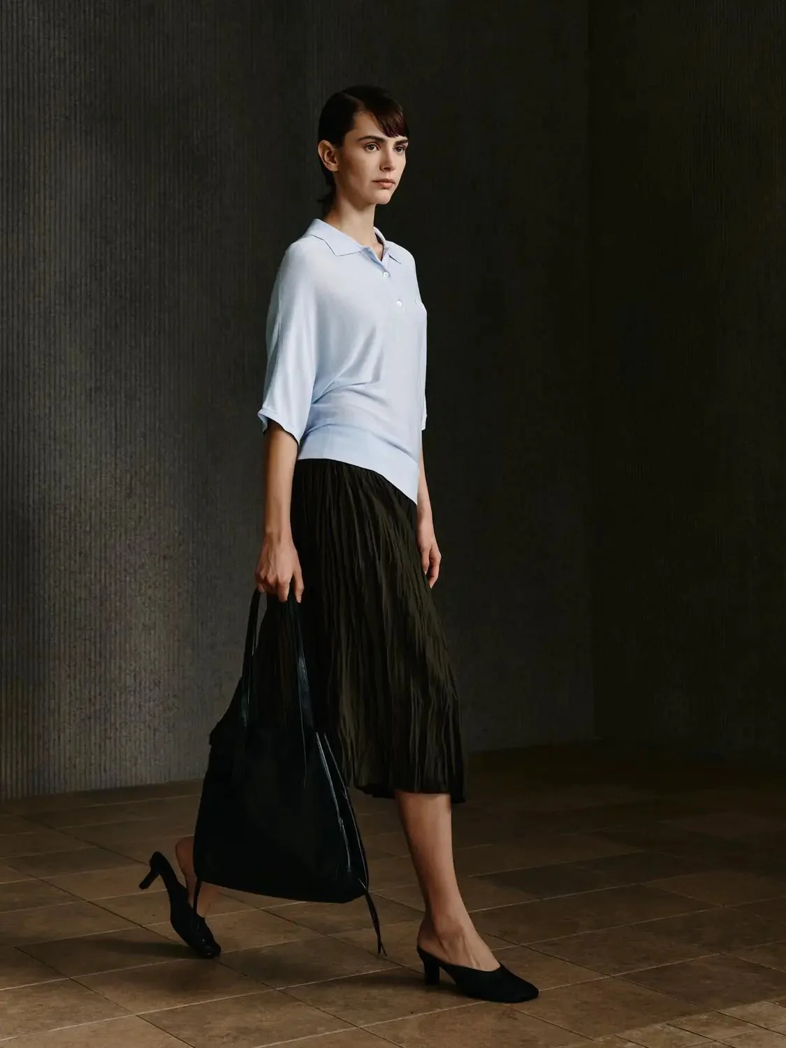 8705-lyocell-silk-blend-light-blue-polo-collar-tops-5.webp Lyocell Silk Blend Light Blue Polo Collar Tops