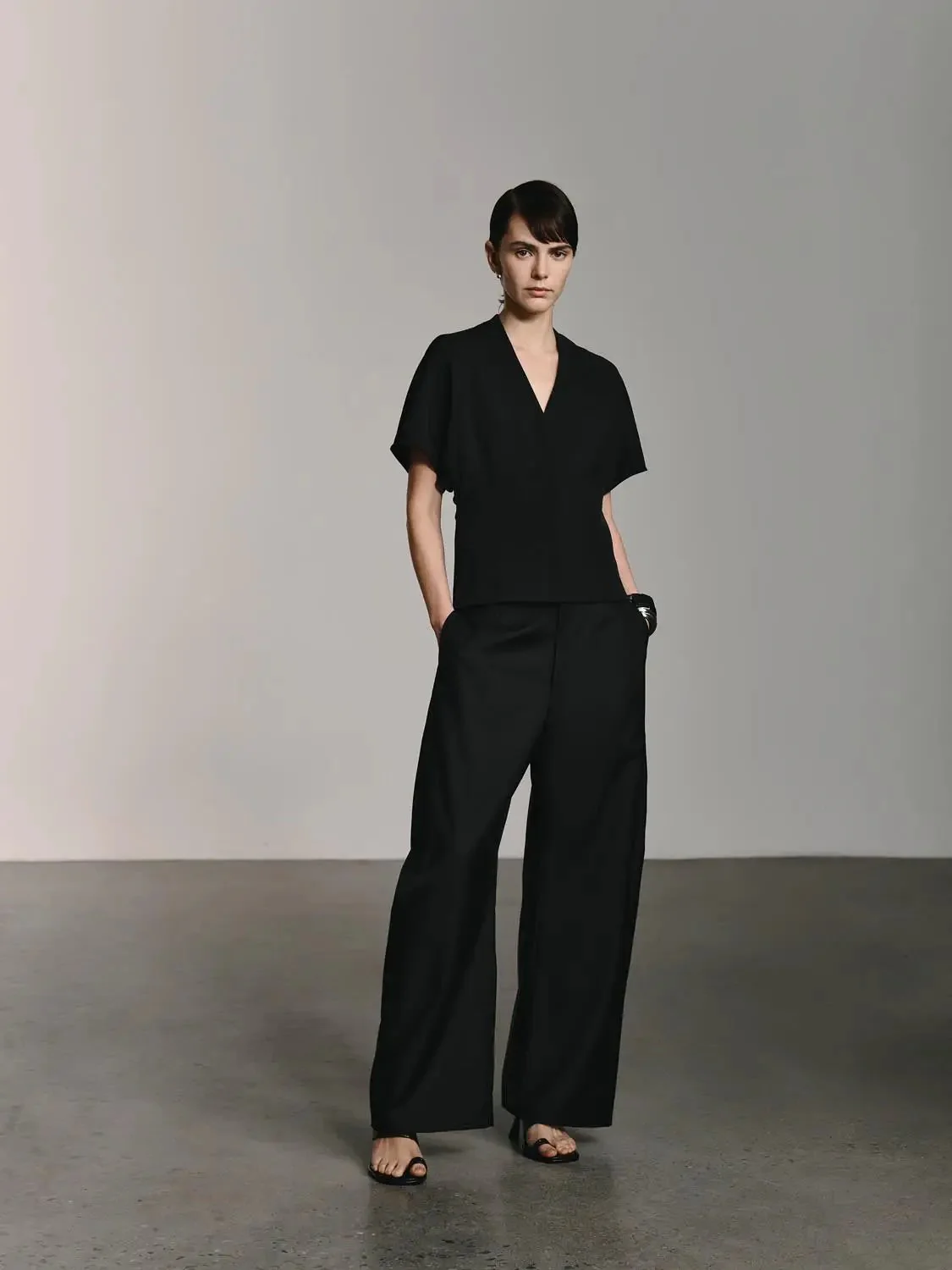 8711-v-neck-kimono-sleeve-shirts-4.webp V-Neck Kimono Sleeve Shirts