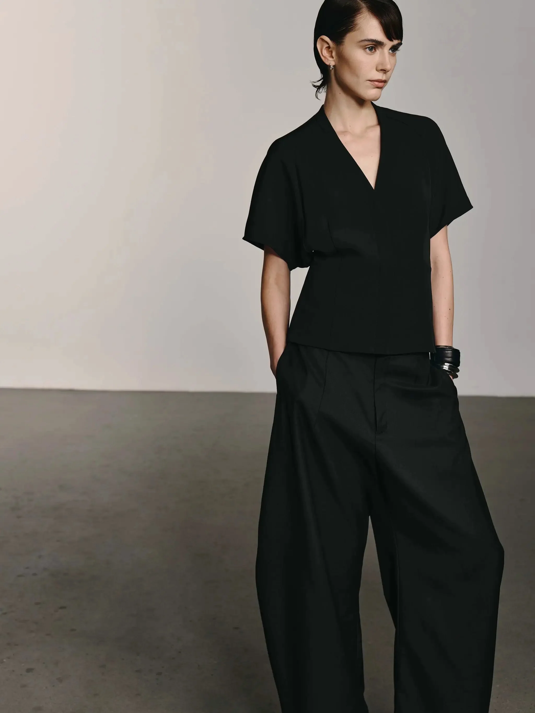 8717-polyester-wool-blend-with-slight-stretch-barrel-leg-pants-2.webp Polyester Wool Blend With Slight Stretch Barrel Leg Pants