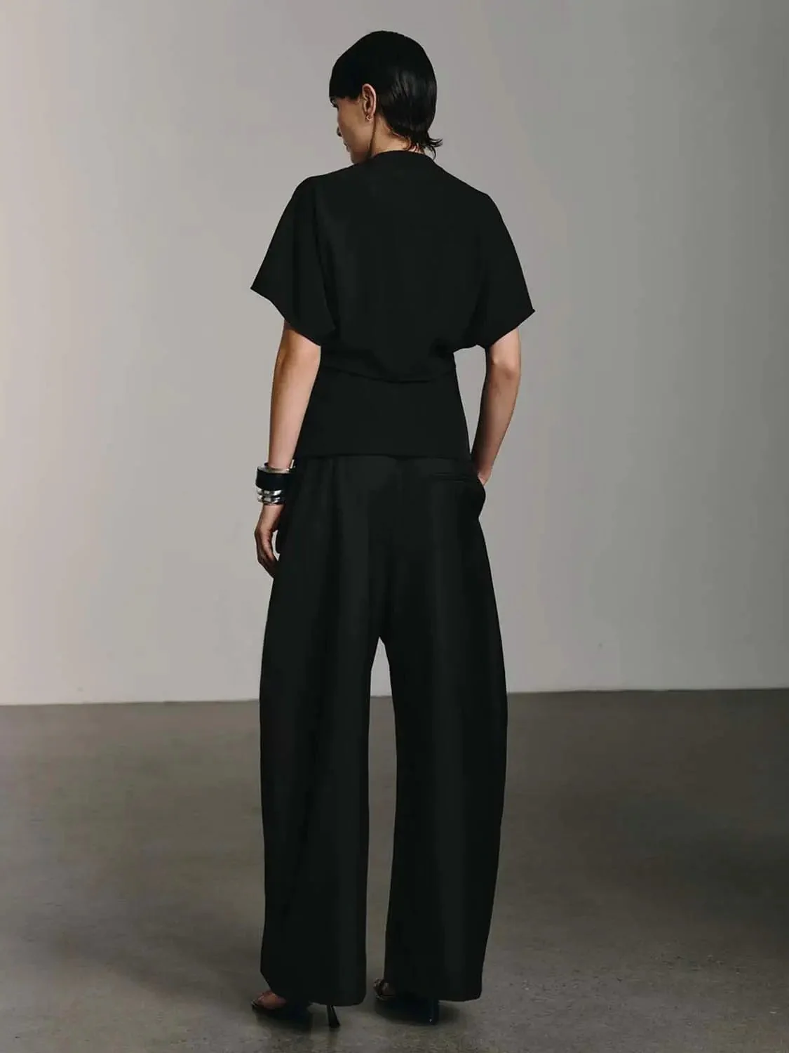 8717-polyester-wool-blend-with-slight-stretch-barrel-leg-pants-4.webp Polyester Wool Blend With Slight Stretch Barrel Leg Pants