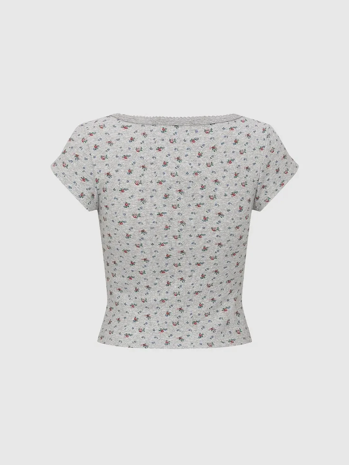 8823-floral-printed-scoop-neck-t-shirts-2.webp Floral Printed Scoop Neck T-shirts