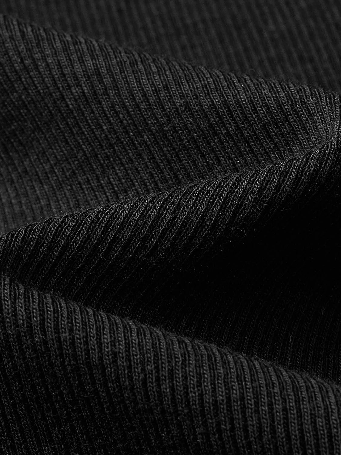 883-cotton-viscose-blend-boat-neck-skinny-fit-t-shirts-24.webp Cotton-Viscose Blend Boat Neck Skinny-Fit T-Shirts