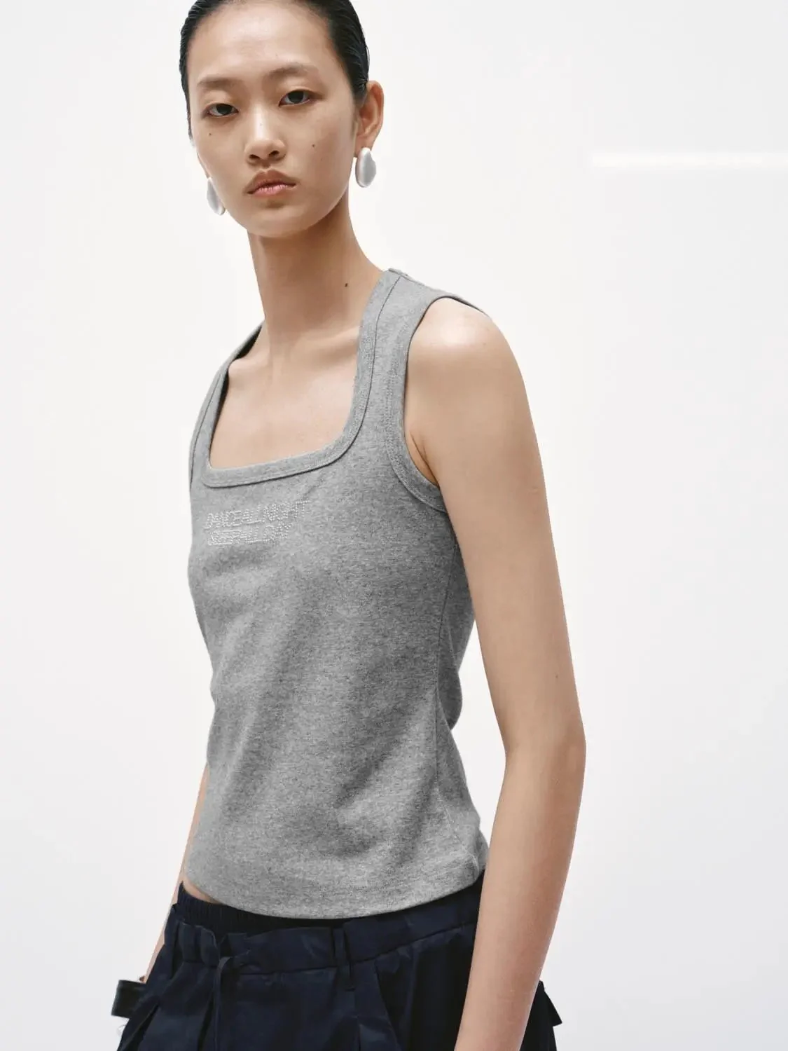 8878-grey-cotton-polyester-stretch-square-neck-tank-tops-2.webp Grey Cotton Polyester Stretch Square Neck Tank Tops