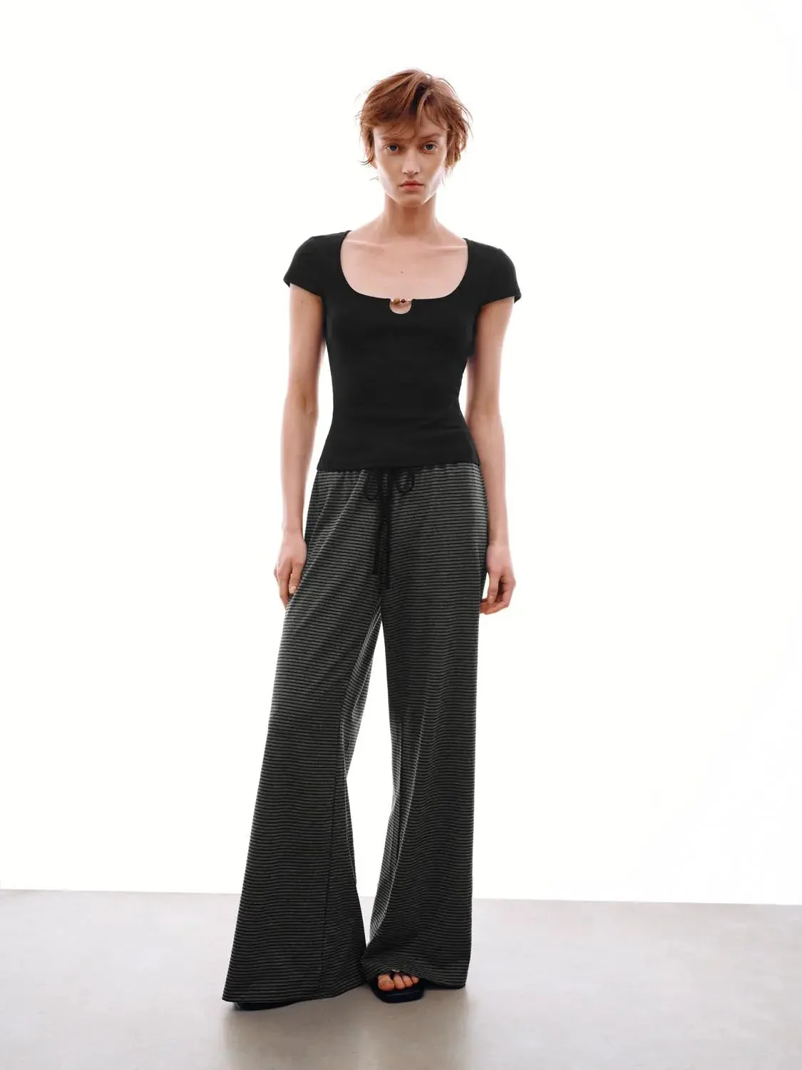 8903-striped-cotton-elastane-relaxed-wide-leg-pants-15.webp Striped Cotton Elastane Relaxed Wide Leg Pants