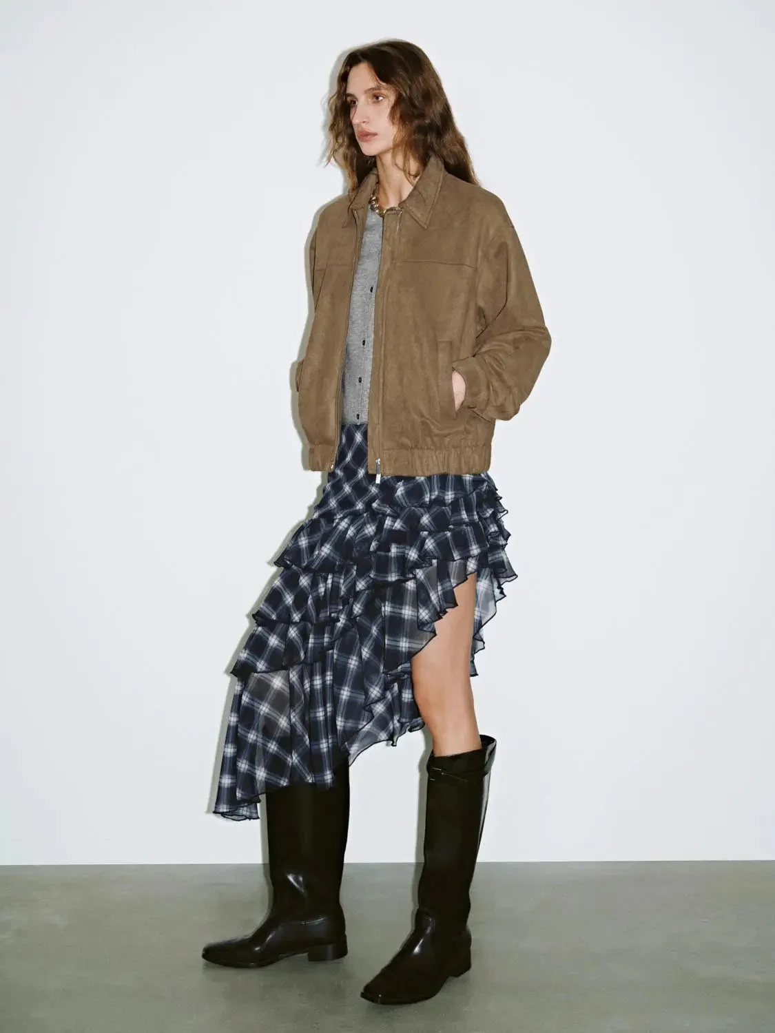8978-irregular-hem-tiered-plaid-skirts-7.webp Irregular Hem Tiered Plaid Skirts