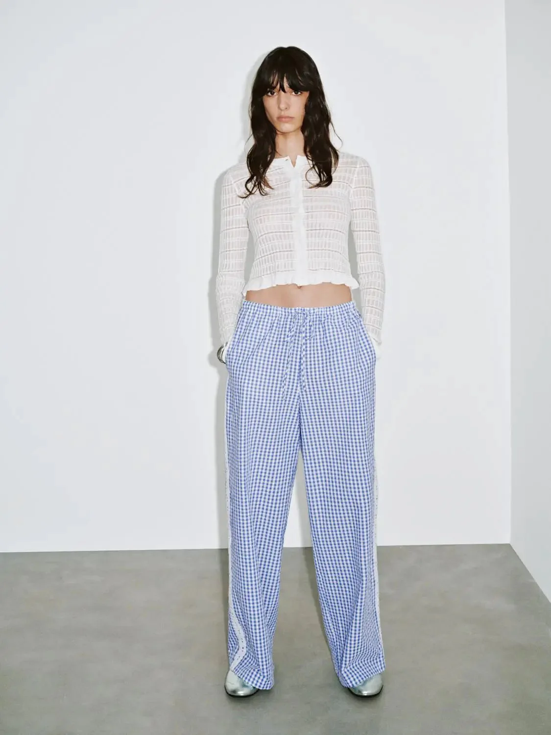 8991-wide-leg-pants-5.webp Wide-Leg Pants