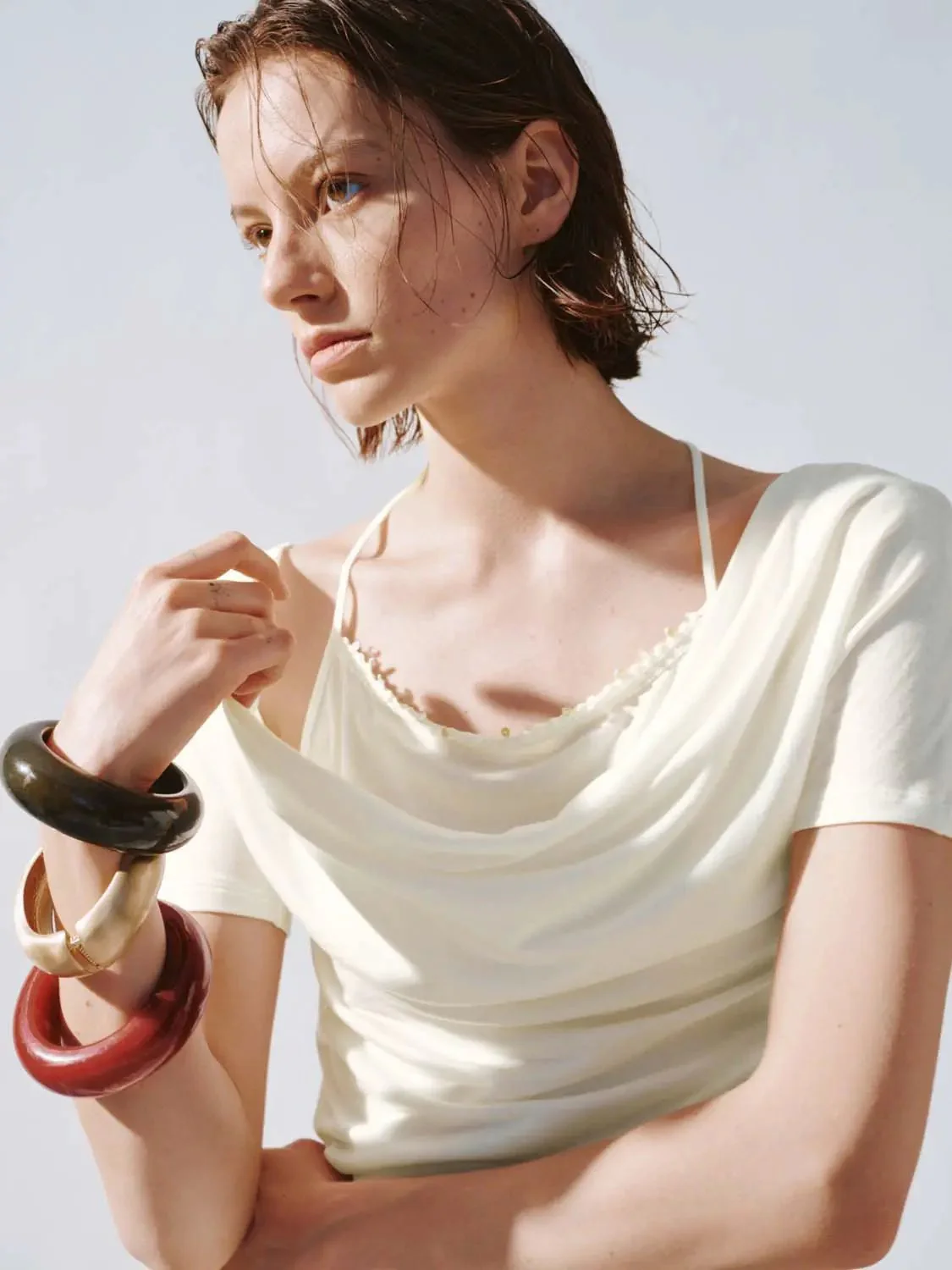 905-lyocell-cowl-neck-ruched-skinny-t-shirts-3.webp Lyocell Cowl Neck Ruched Skinny T Shirts