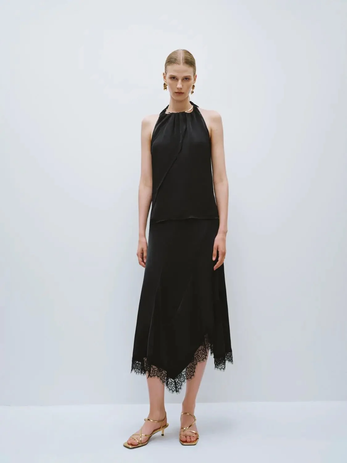 9080-irregular-lace-hem-a-line-skirts-6.webp Irregular Lace Hem A-Line Skirts