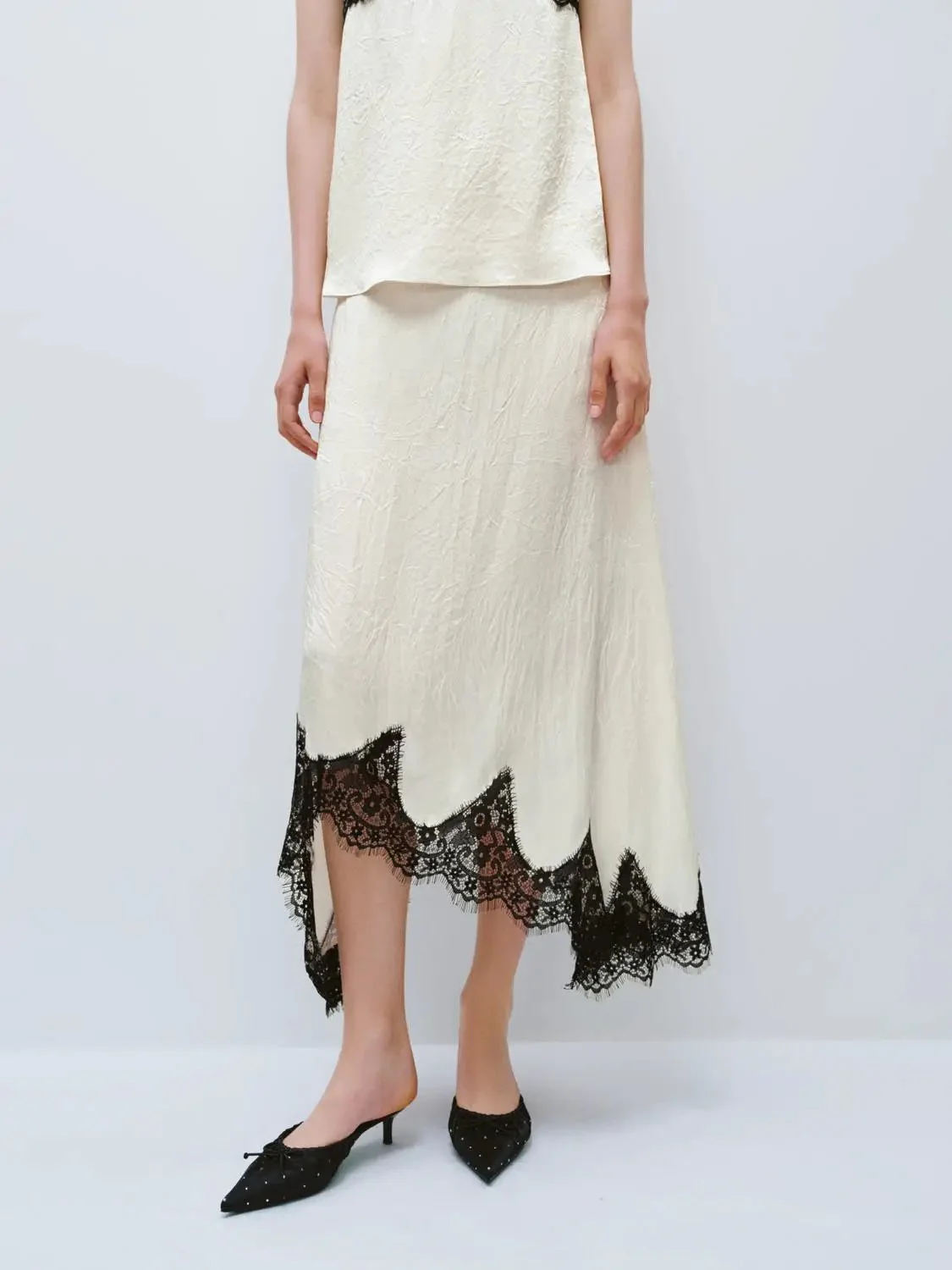 9086-irregular-lace-hem-a-line-skirts-1.webp Irregular Lace Hem A-Line Skirts