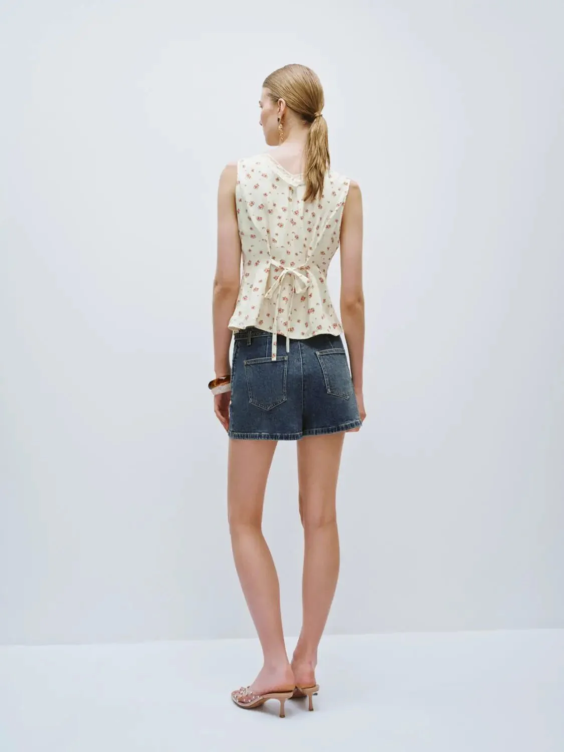 9092-lace-decor-floral-vests-6.webp Lace Décor Floral Vests