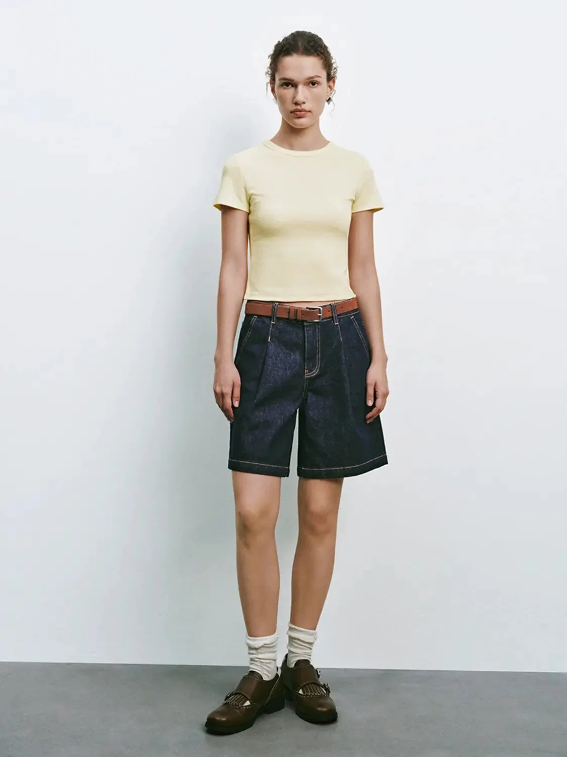 9126-cropped-cotton-blend-short-sleeve-t-shirts-4.webp Cropped Cotton Blend Short Sleeve T Shirts